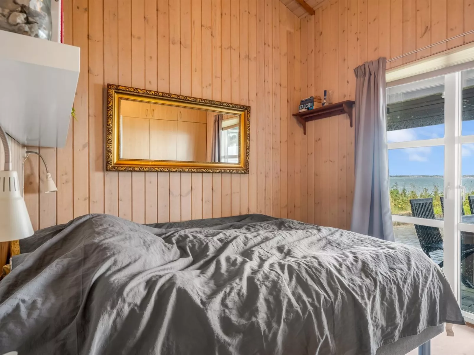 "Diderik" - 20m to the fjord-Binnen