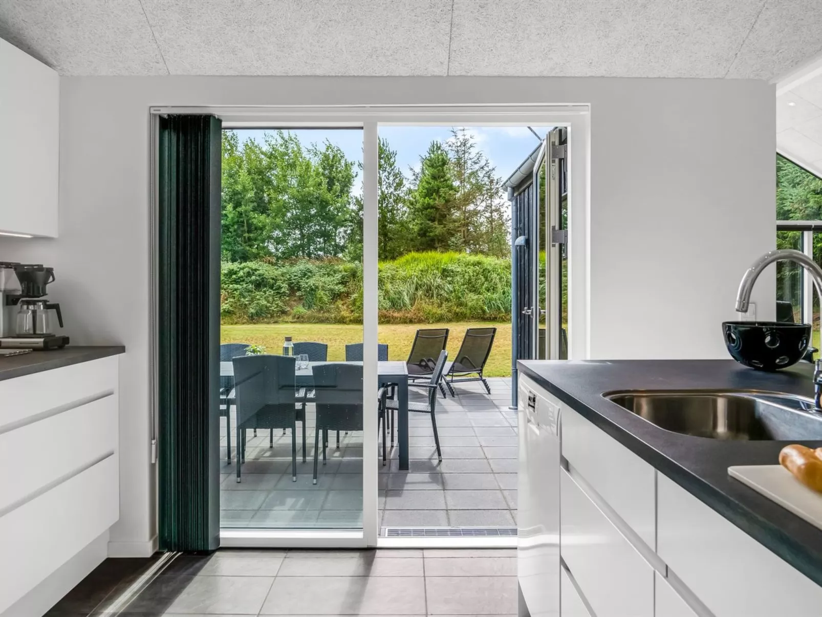 "Abiorn" -  from the sea-Binnen