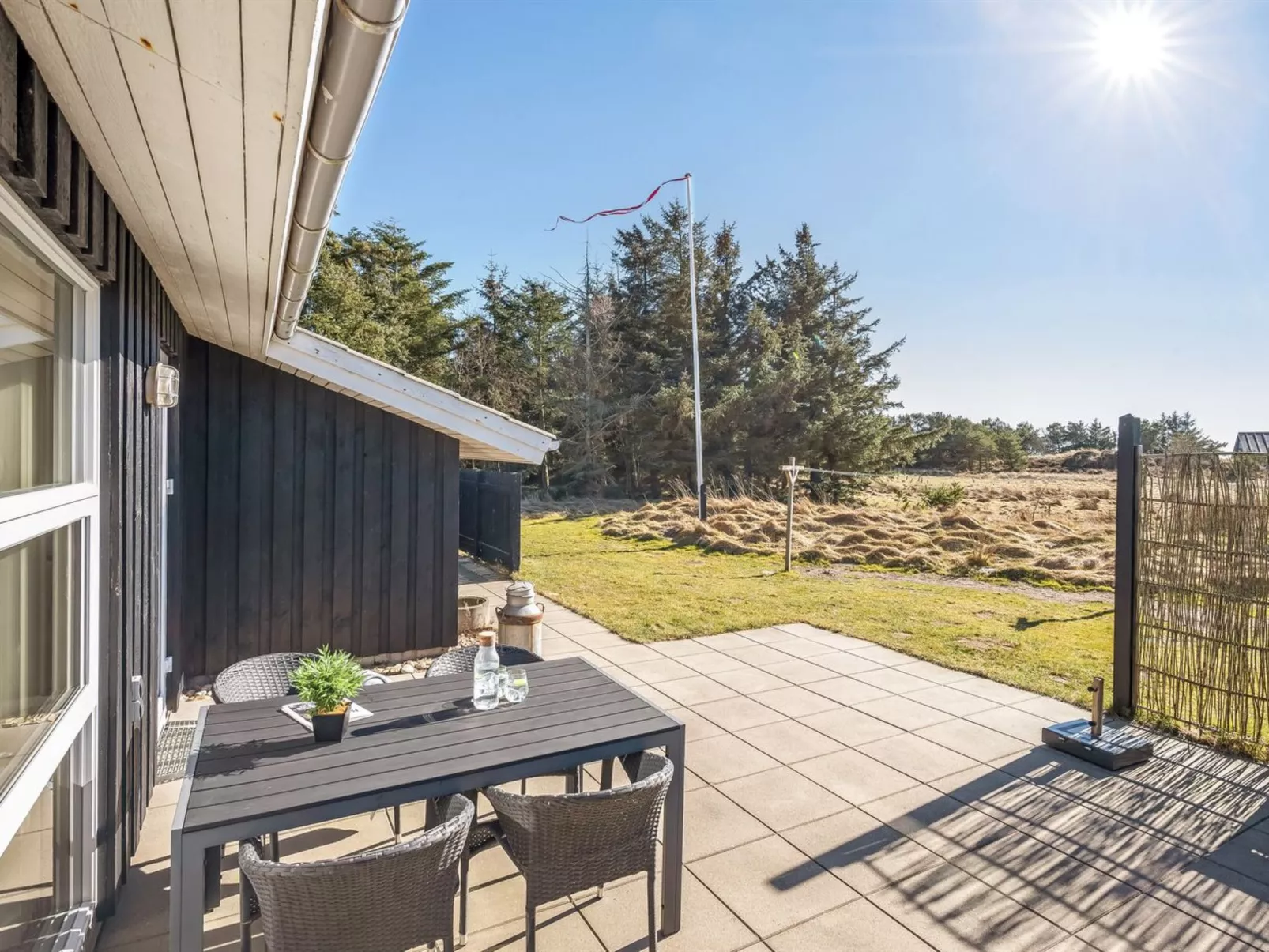 "Sinikka" - 900m from the sea-Buiten