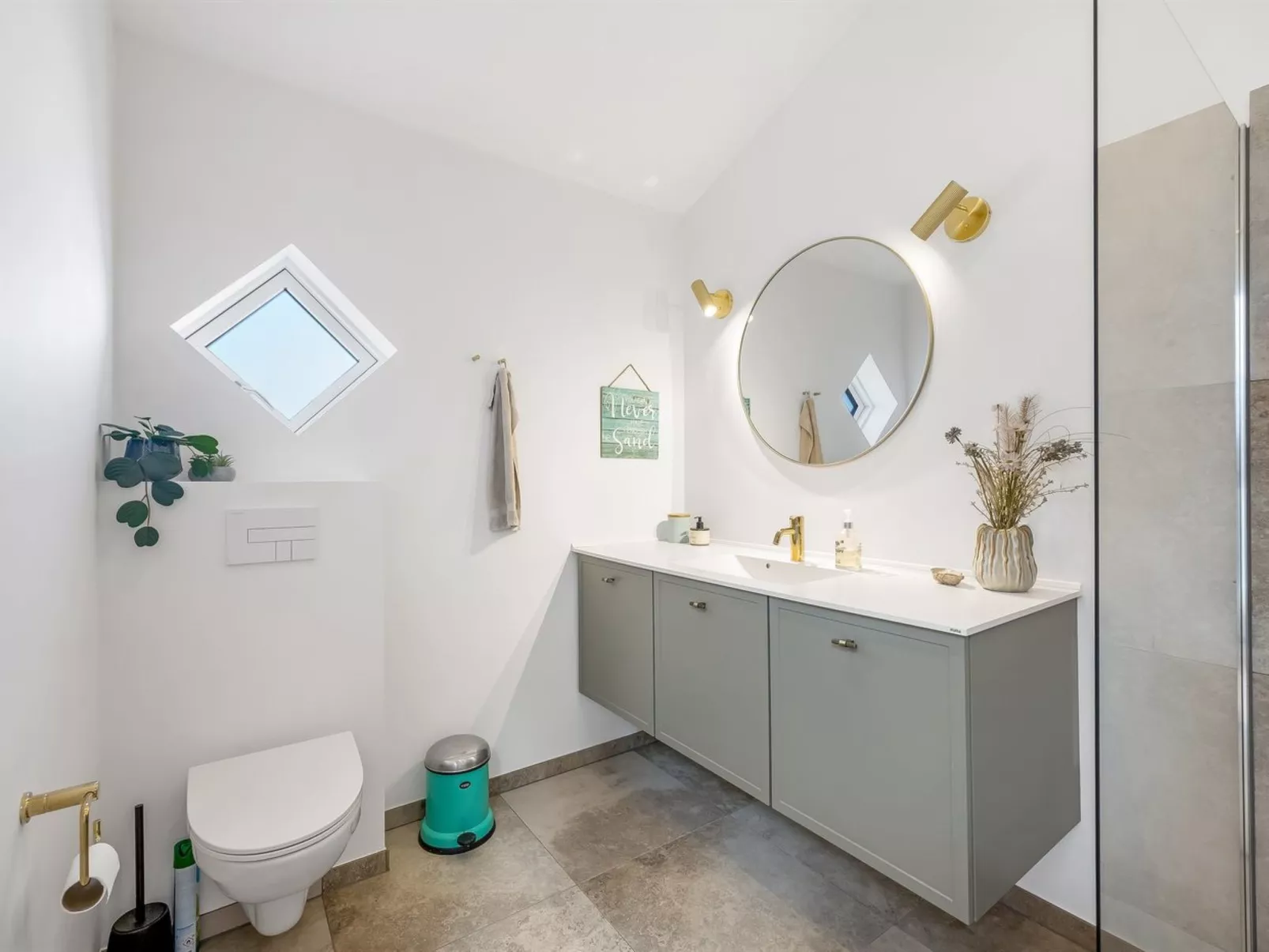 "Tjure" - 500m from the sea-Binnen