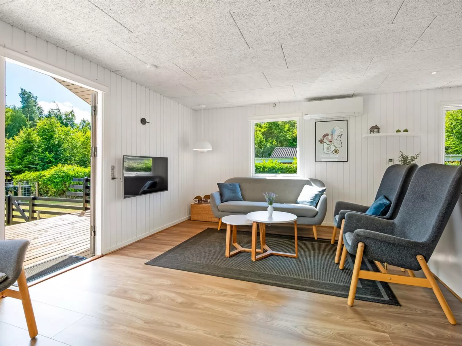 "Lillebror" - 7km from the sea-Binnen