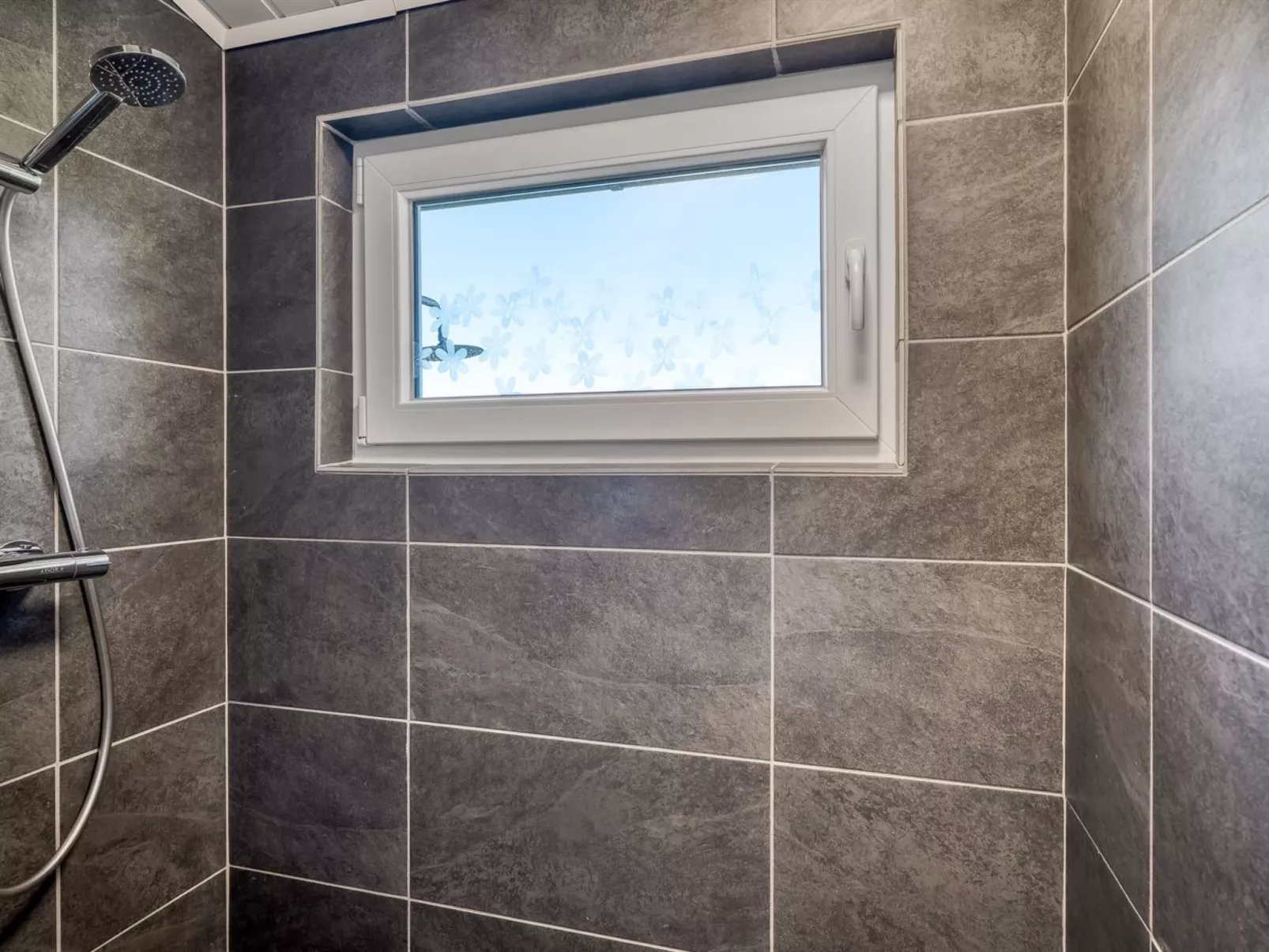 "Berner" - 500m to the fjord-Binnen