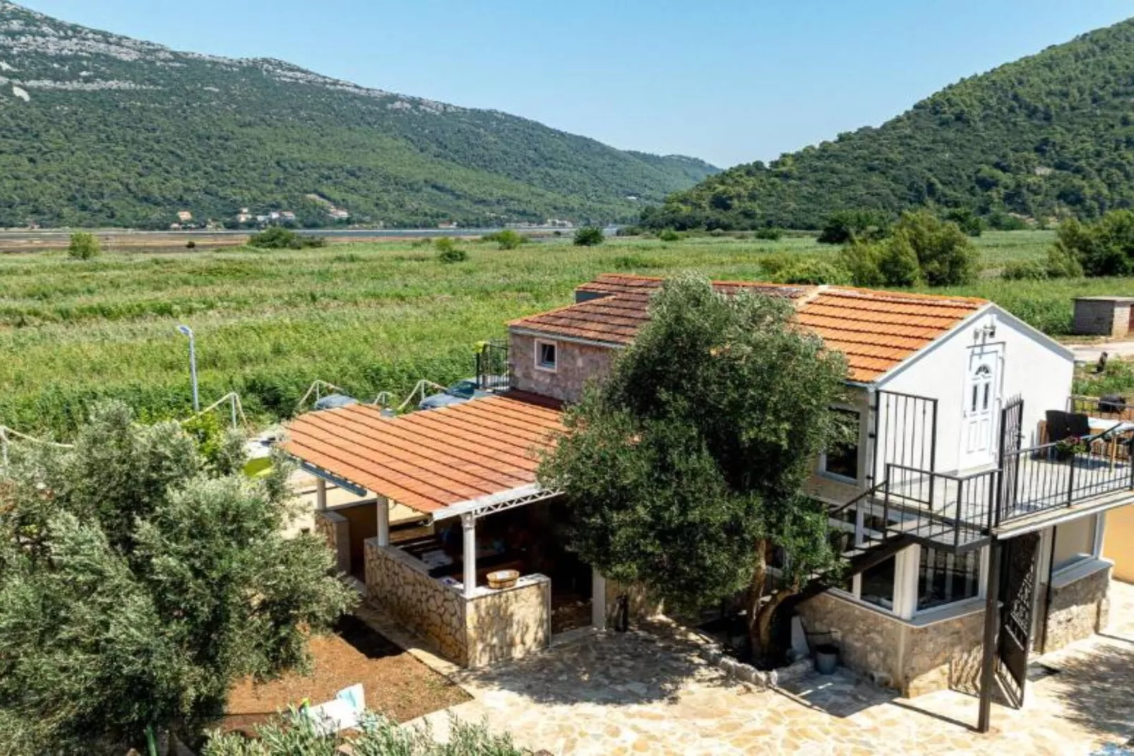 Natur Olive House Ston-Buitenlucht