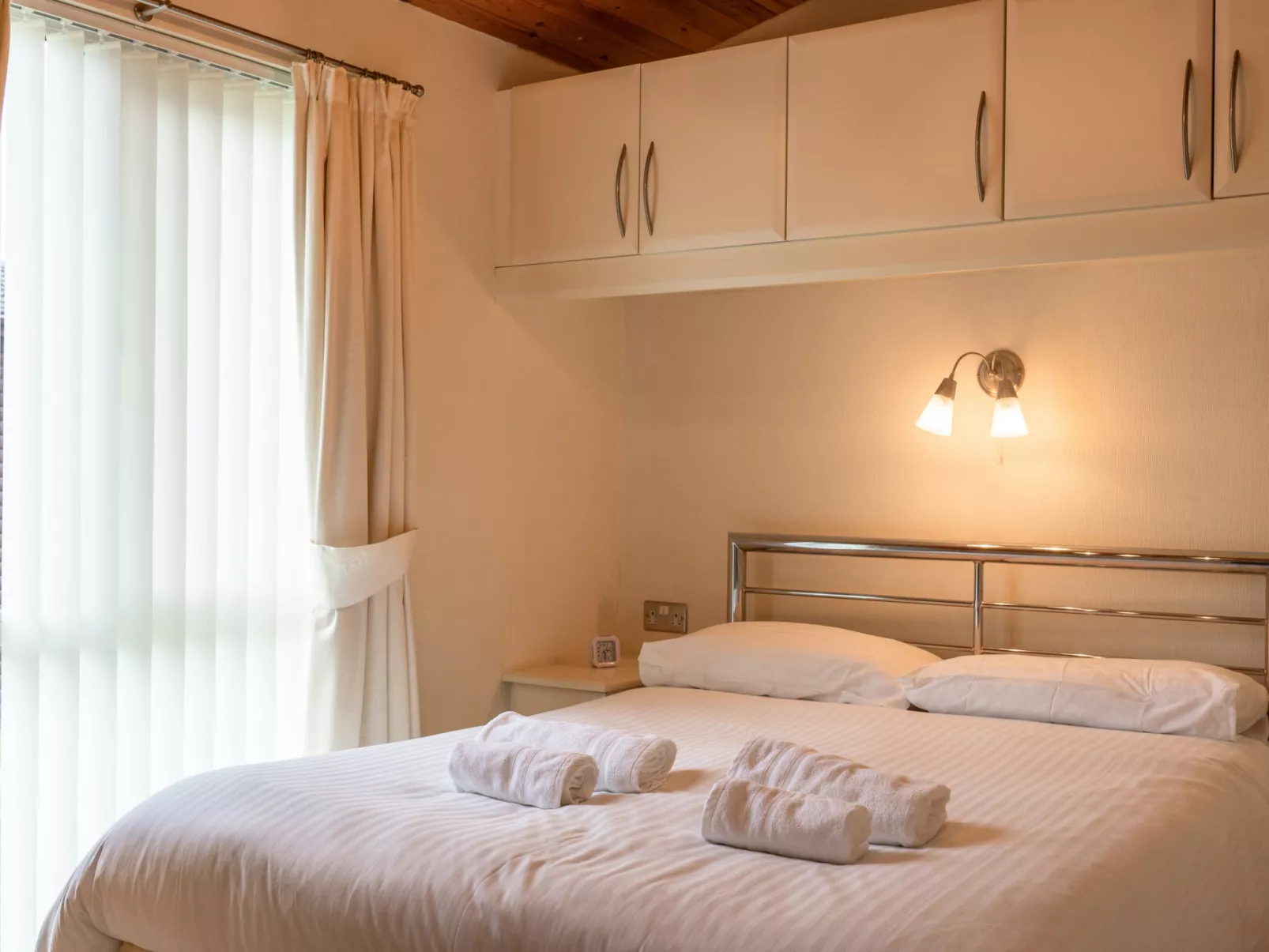 Whitsand Bay Lodge-Binnen