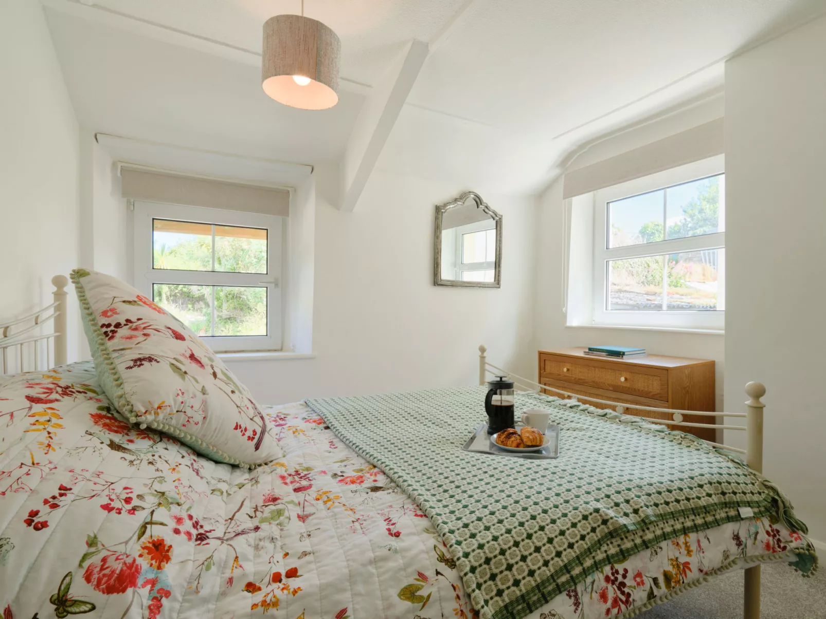 Primrose Cottage-Binnen