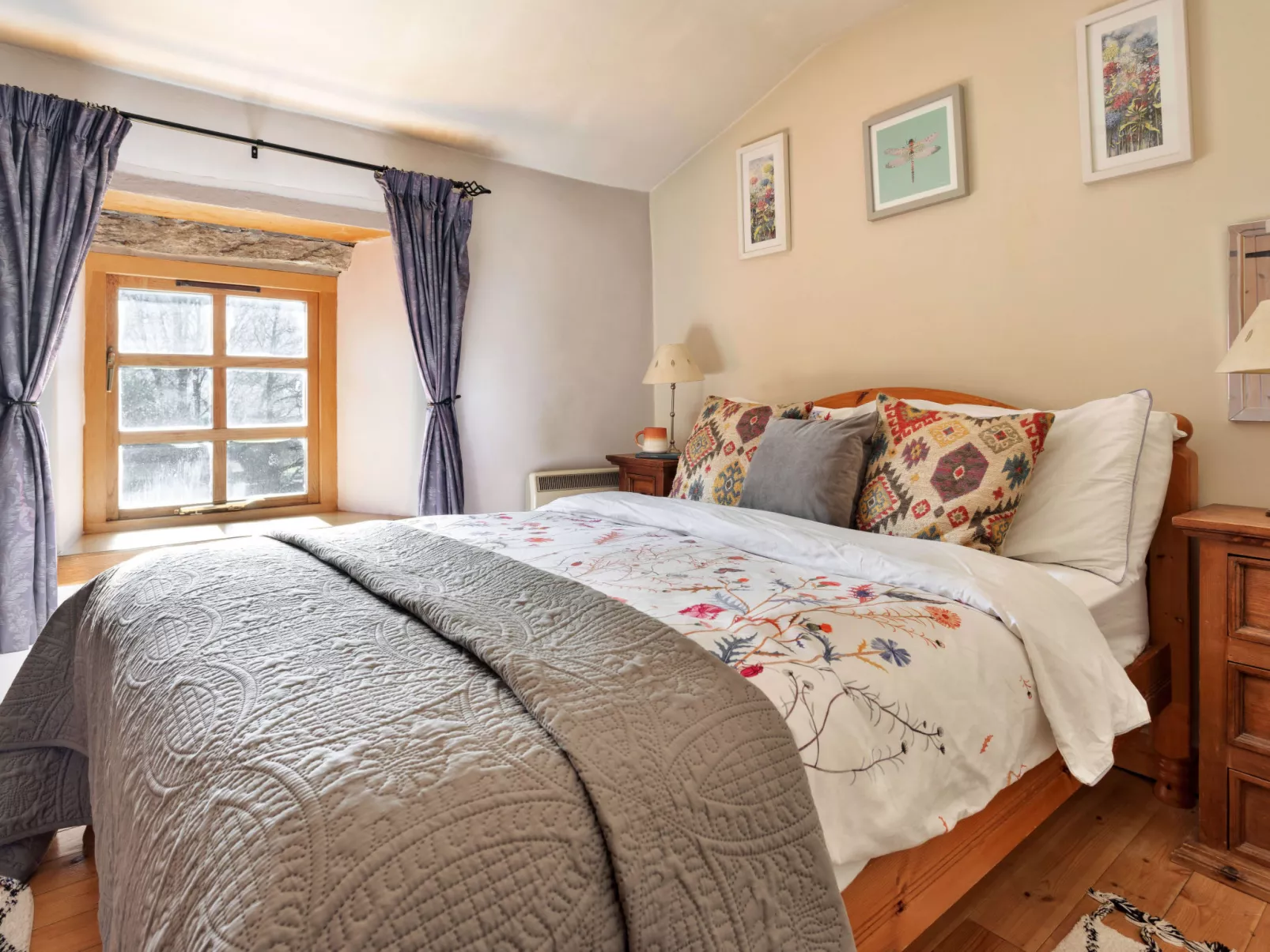 St Francis Cottage-Binnen