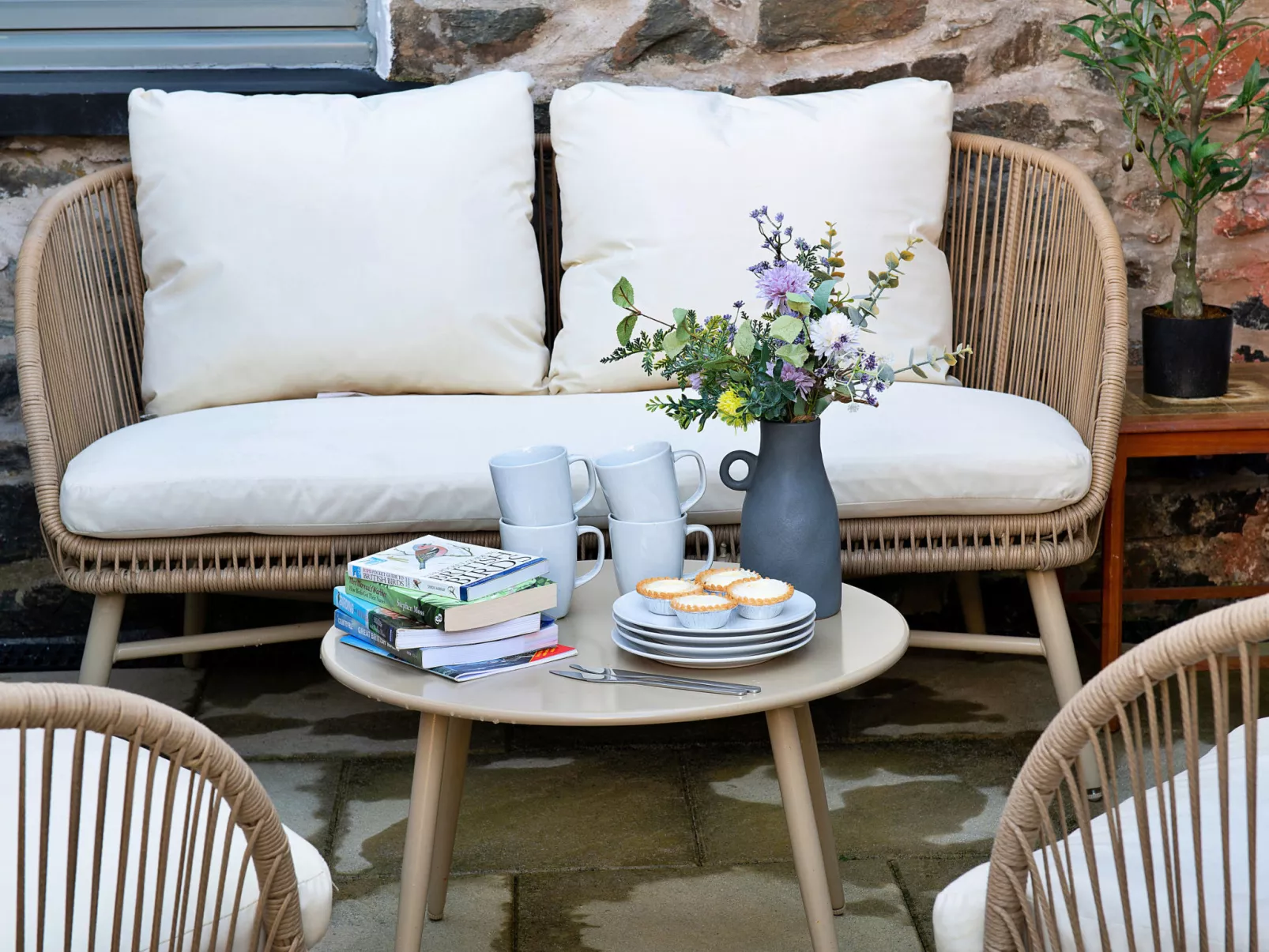 Bwthyn Llechi (Slate Cottage)-Buiten