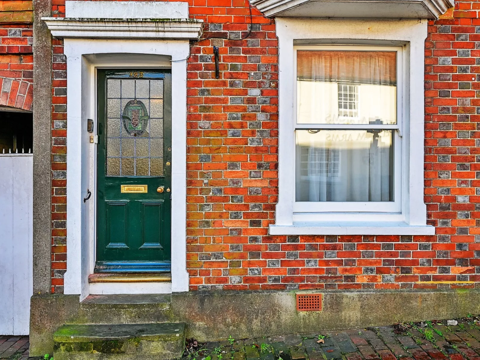 123, High Street-Binnen