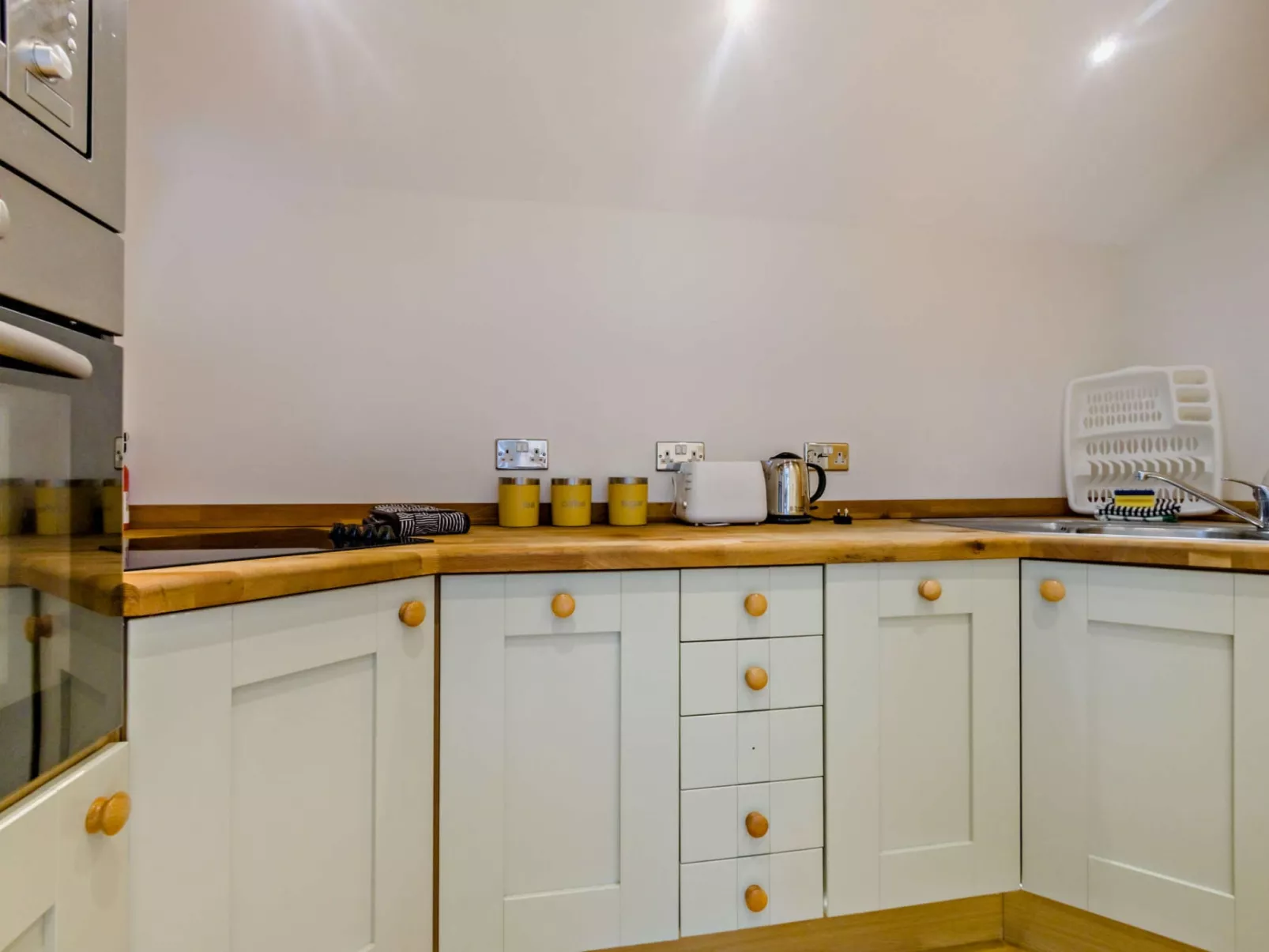 The House at No. 47-Binnen