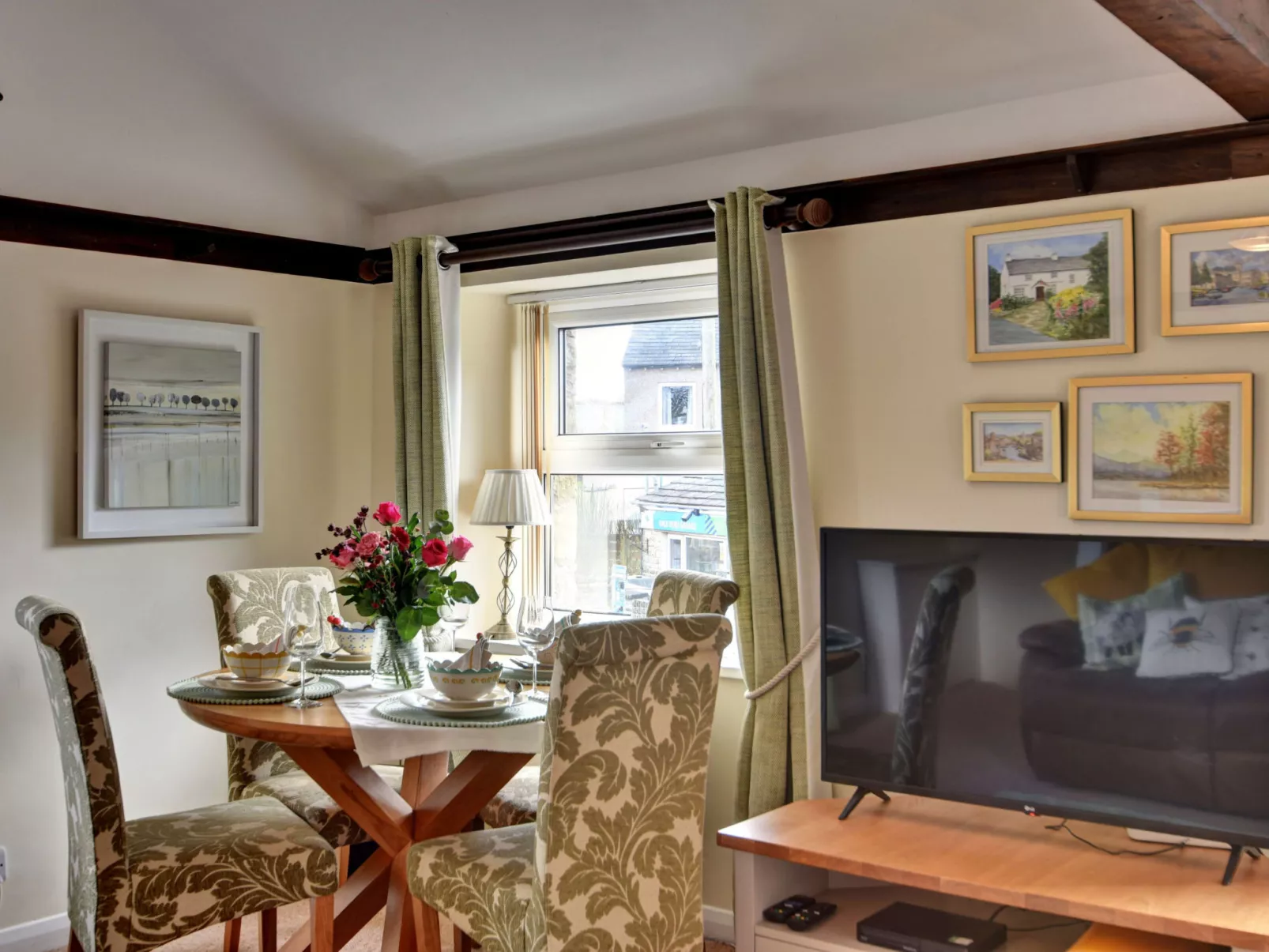 Dales Barn Top-Binnen