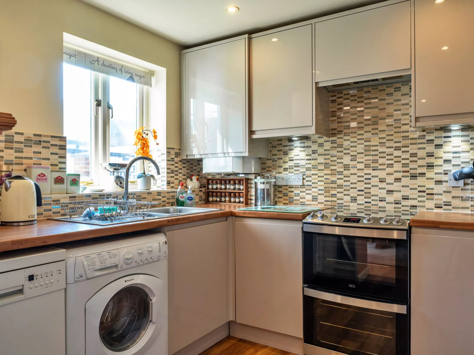 Cherry Tree Cottage-Binnen