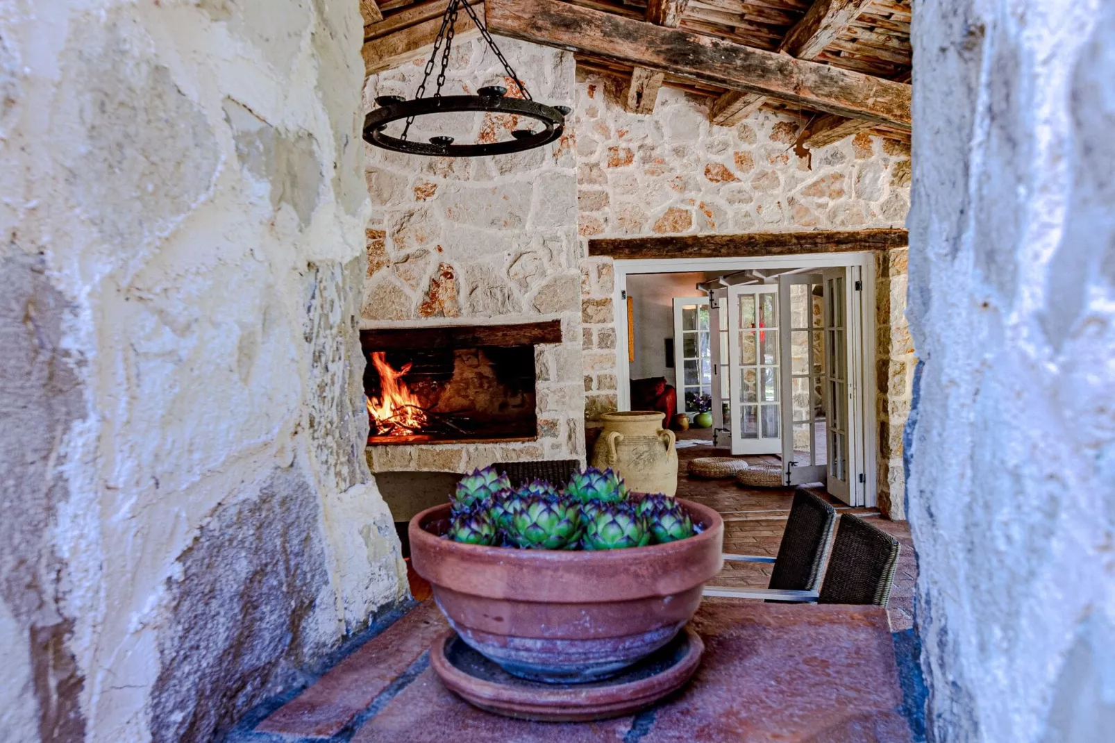 Stone House Anfitrite - Two Bedroom Villa with Private Pool and Terrace-Binnen