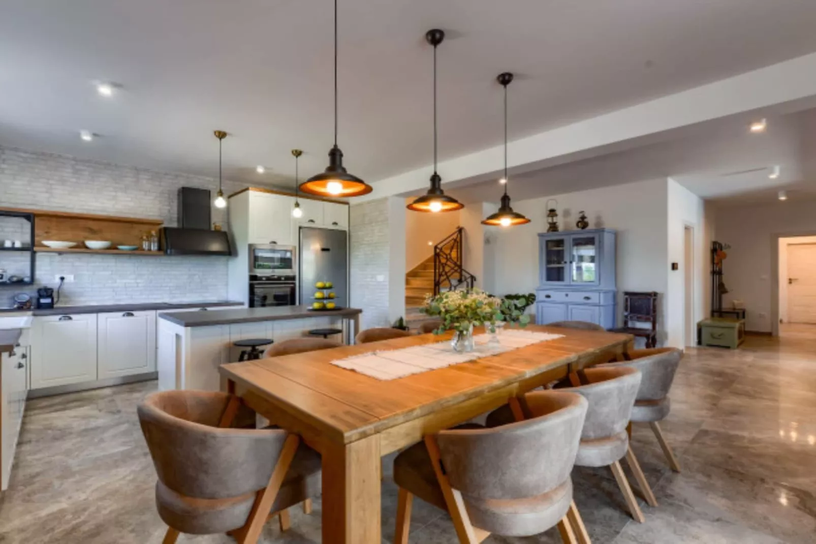 RUSTIC VILLA PEROSA WITH HEATED POOL-Buitenlucht