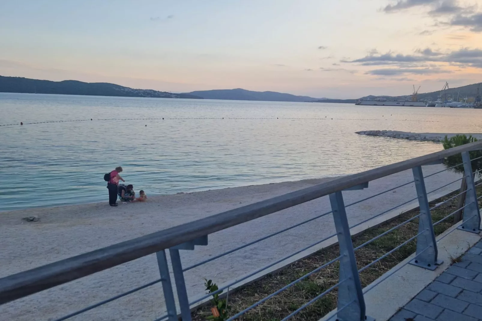 Apartment Antonia Trogir - Two-Bedroom Apartment With Sea View-Sfeer