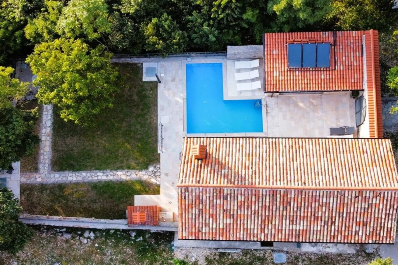 Villa Galant Brgudac - Private Oasis with Pool-Buitenlucht