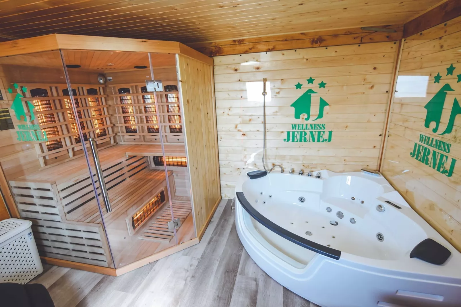 Relax and Rustic Apartments with Terrace - Standard One Bedroom Apartment with Terrace (owner Marjana)-Spa