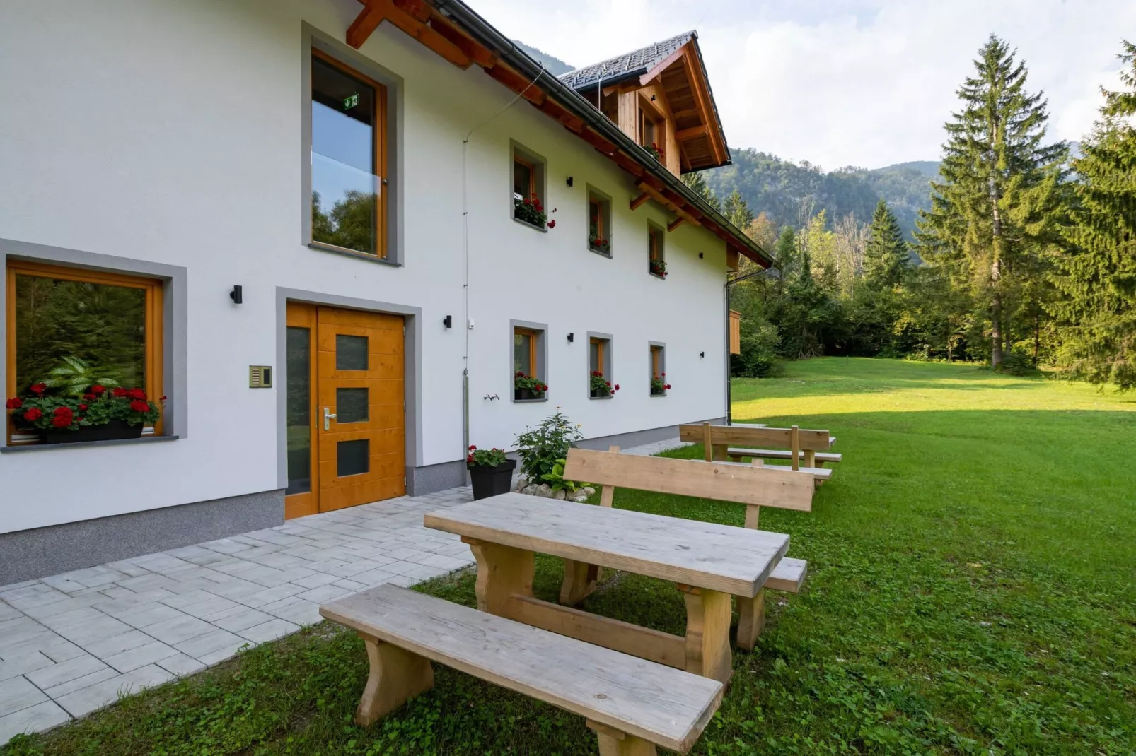 The Woodland Nook Apartments Bohinj - Comfort Two Bedroom Apartment with Balcony (owner F)-Buitenlucht