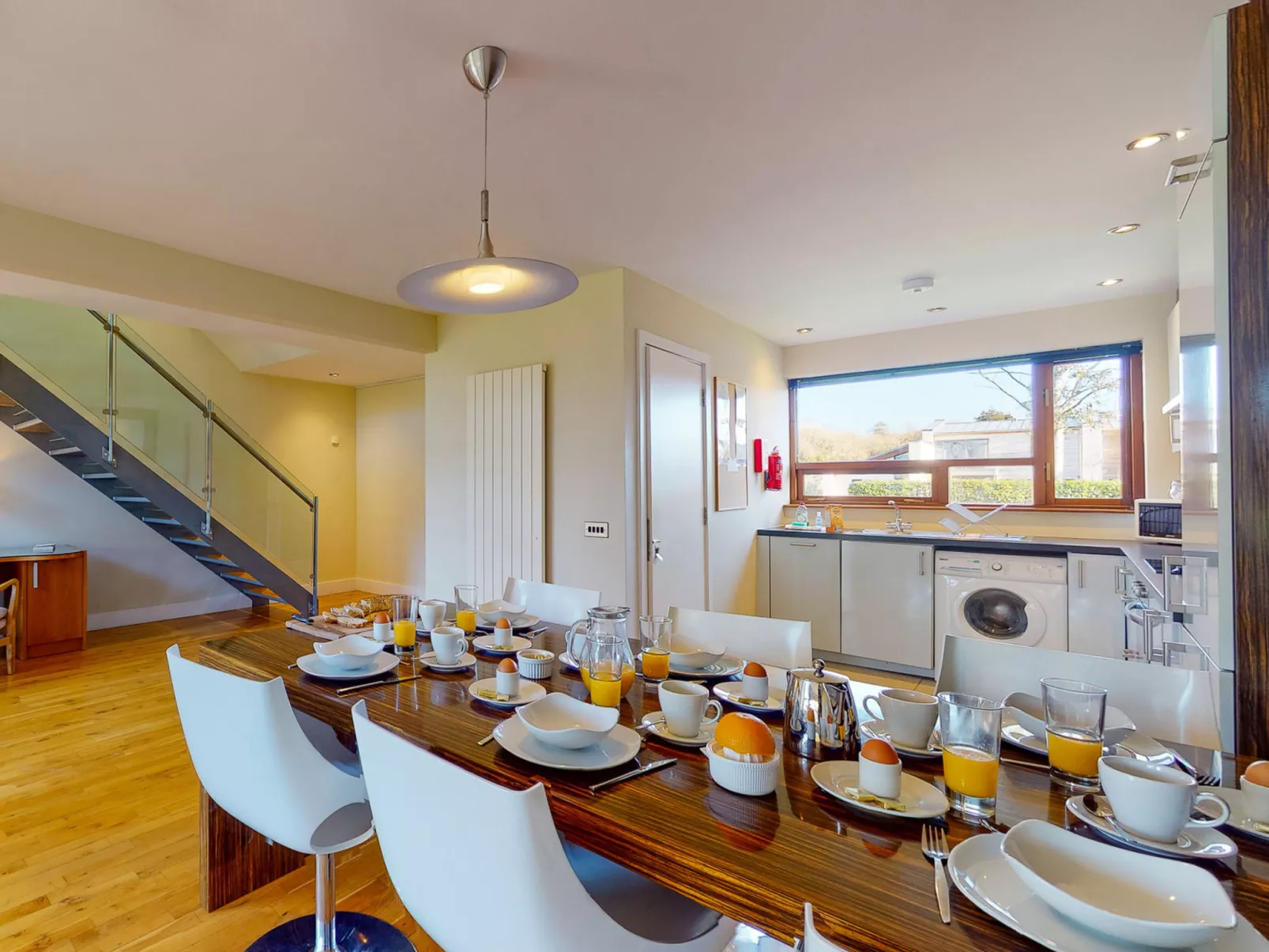 Castlemartyr Lodges (TR4) No 20 (2 Bed)-Binnen