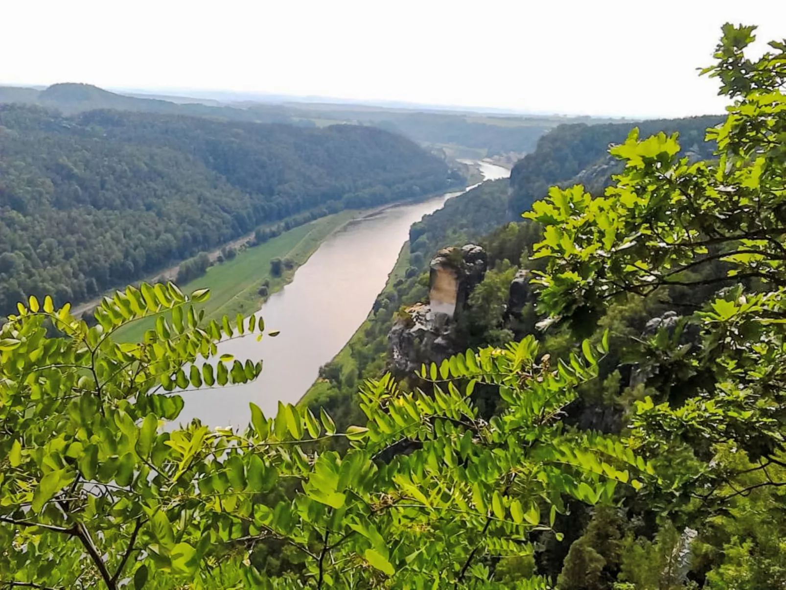 Jiřetínská chaloupka-Buiten