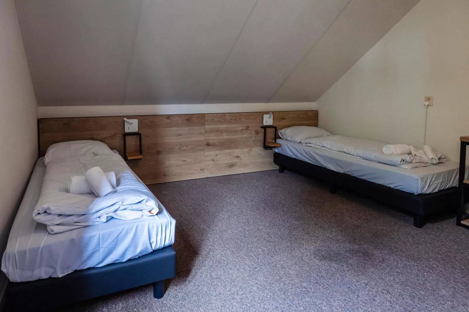 16 - Persons Family bungalow-Slaapkamer