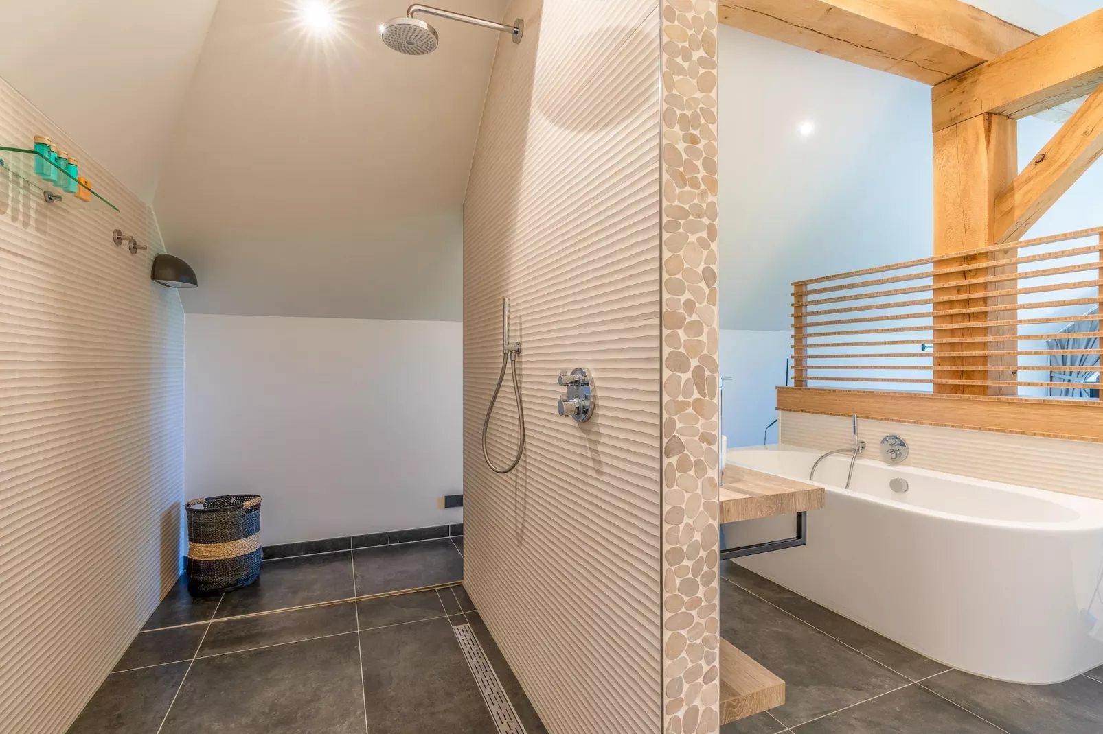 Villa Buytenplaats 193-Badkamer