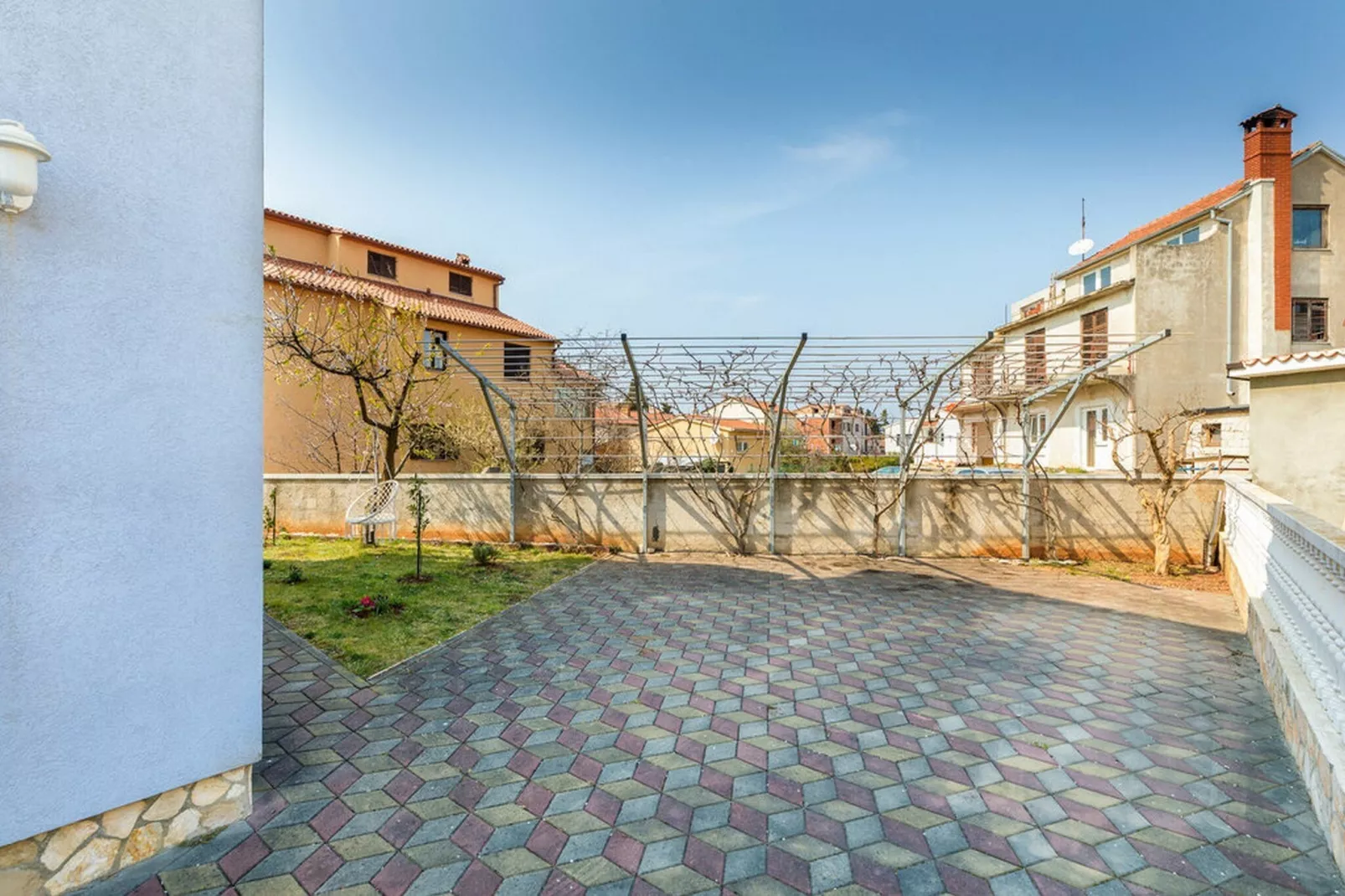 Apartment Dana - Two Bedroom Apartment with Terrace-Buitenlucht