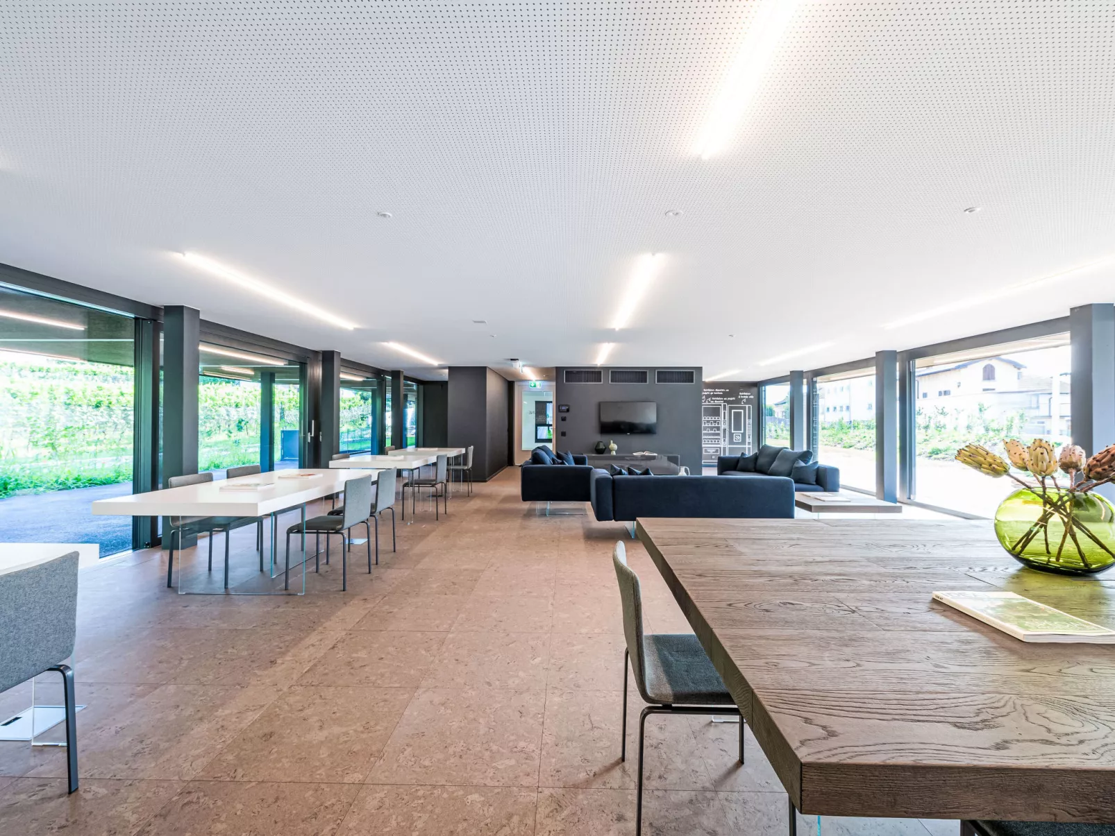 Lo Scudo di Stabio Apt.50m2-Binnen