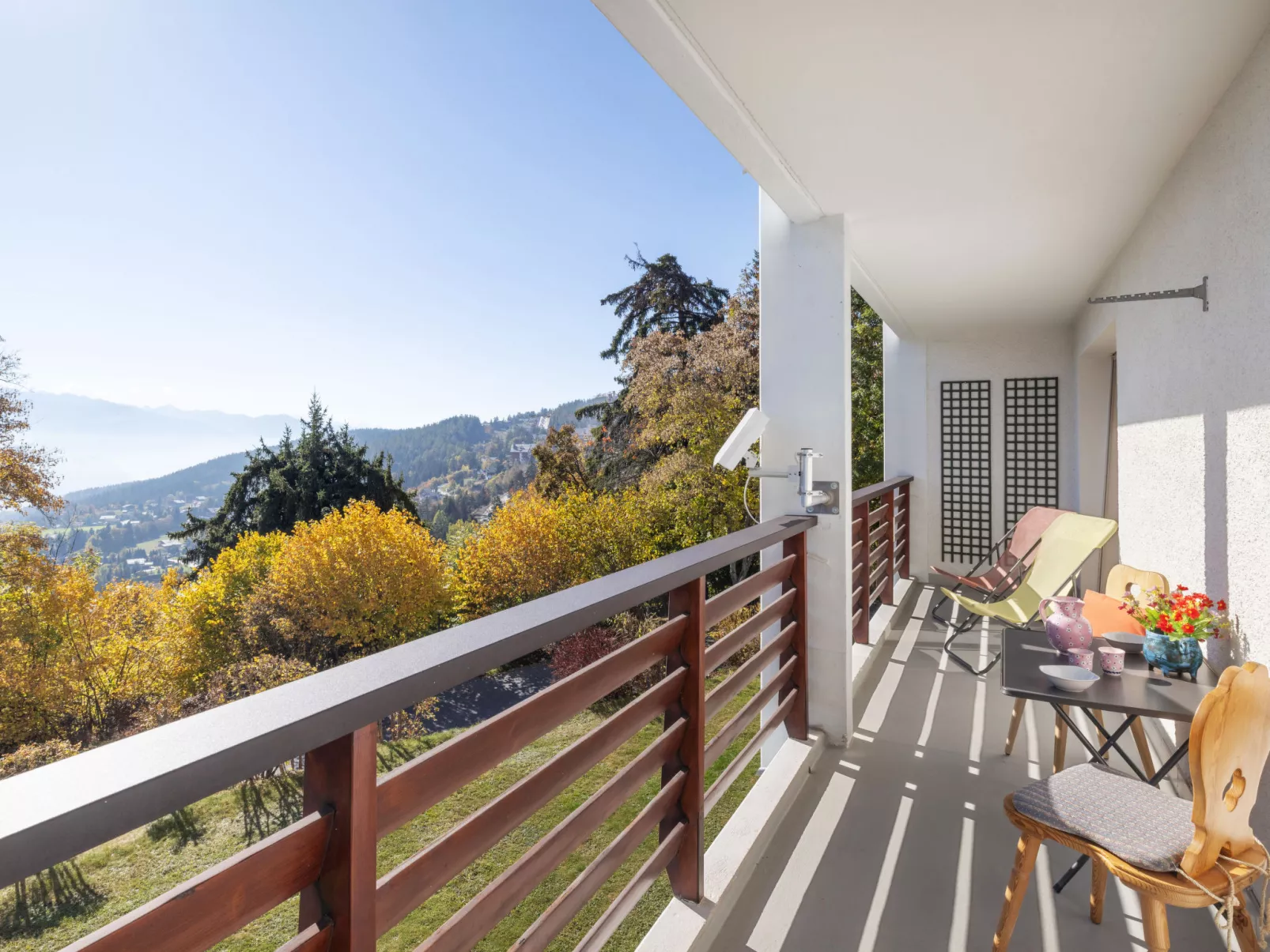 Armorial Ouest 51-Buiten