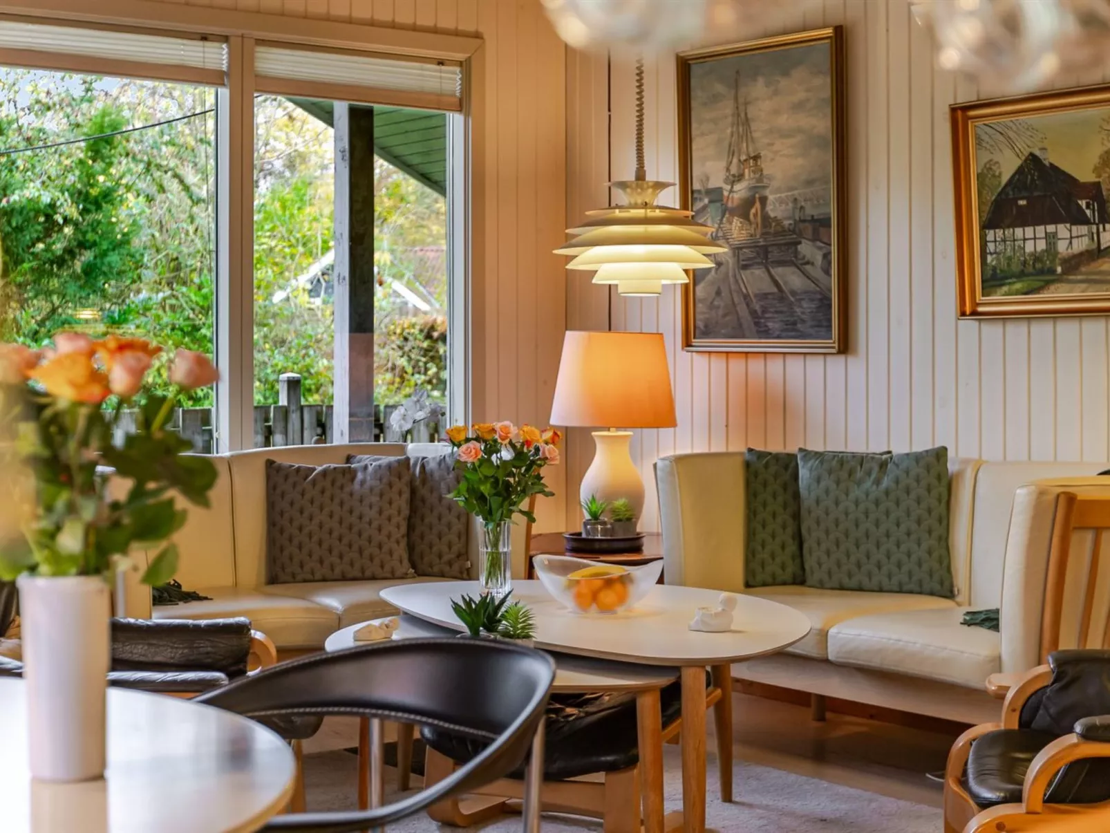 "Mika" - 300m from the sea-Binnen