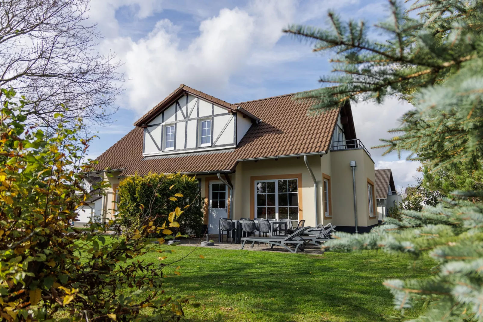 Ferienresort Cochem 15-Buitenkant zomer