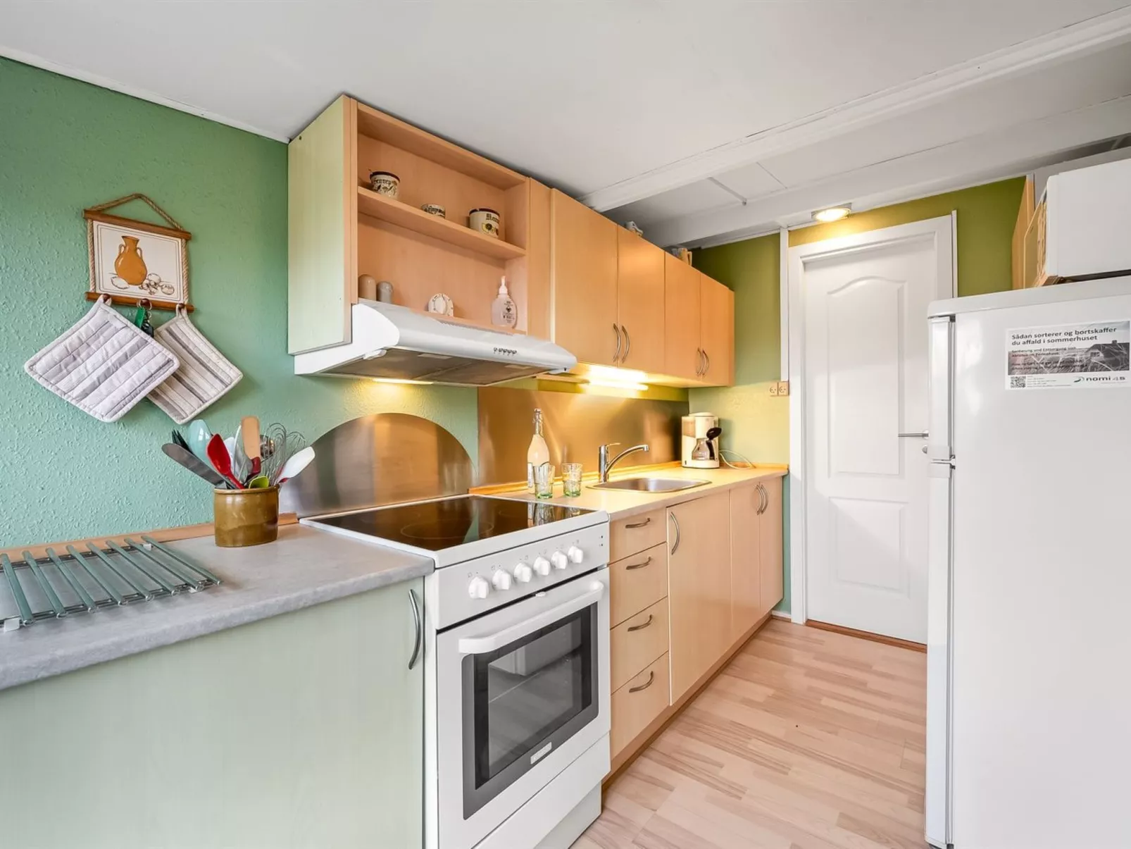 "Luiza" - 300m from the sea-Binnen