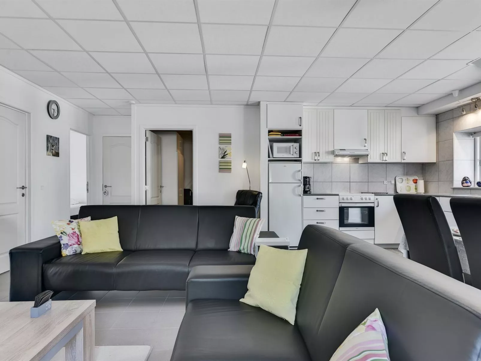 "Haralde" - 2.5km from the sea-Binnen