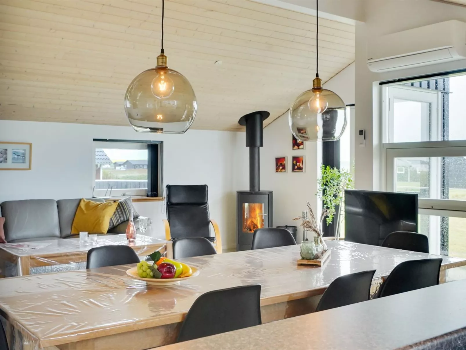 "Hildegunda" - 950m from the sea-Binnen