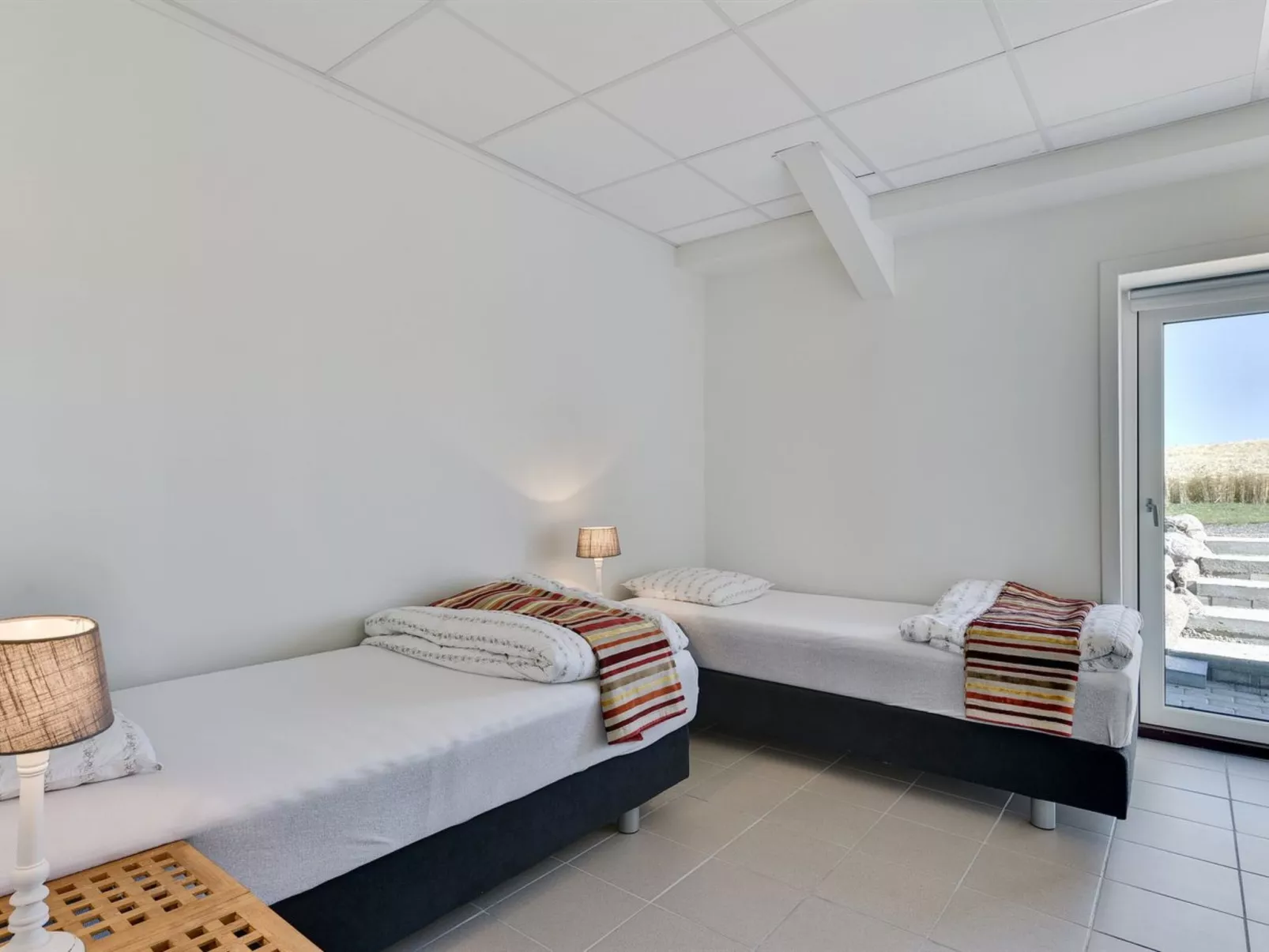 "Henne" - 2.5km from the sea-Binnen