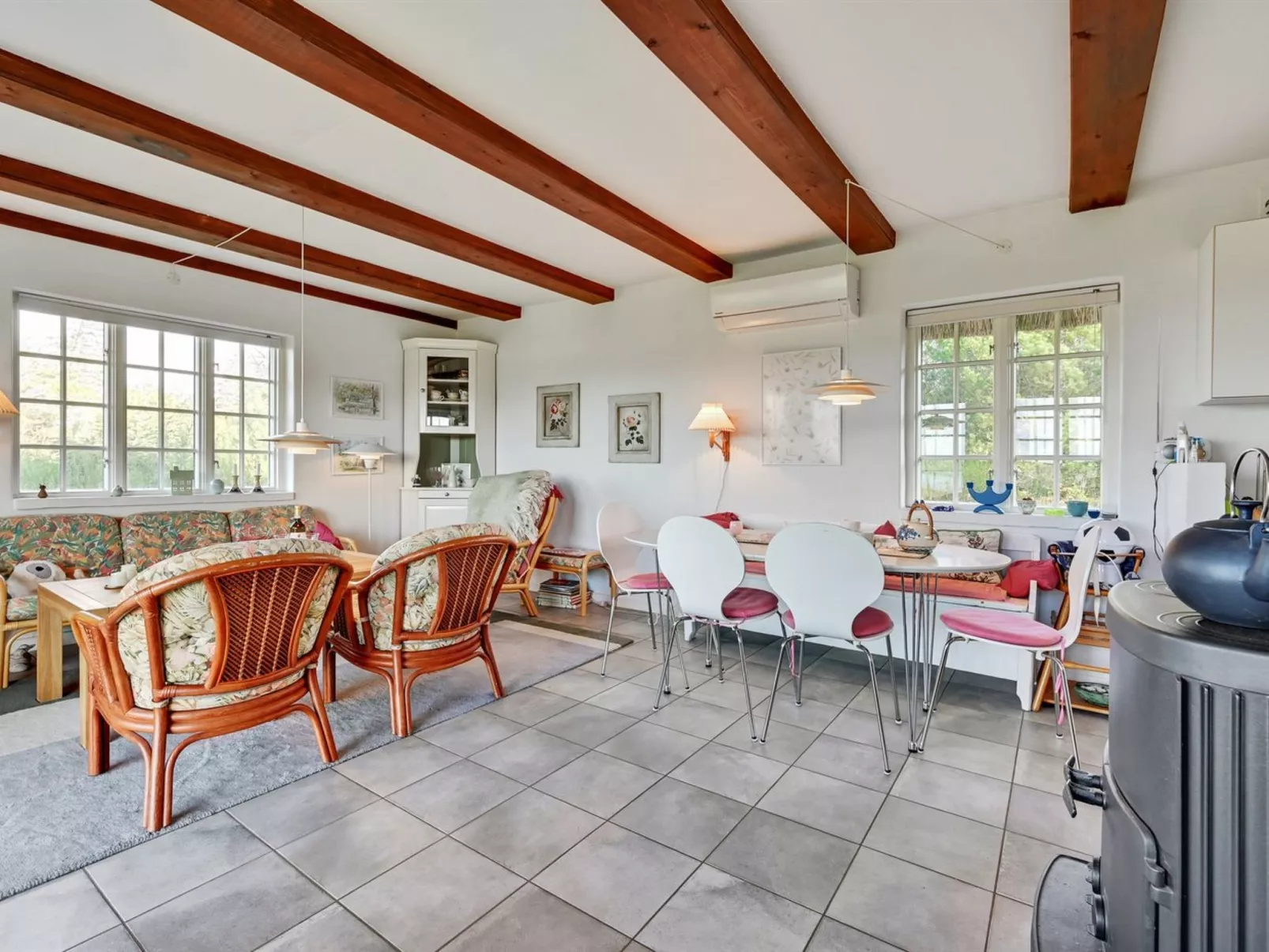 "Tordis" - 300m to the fjord-Binnen