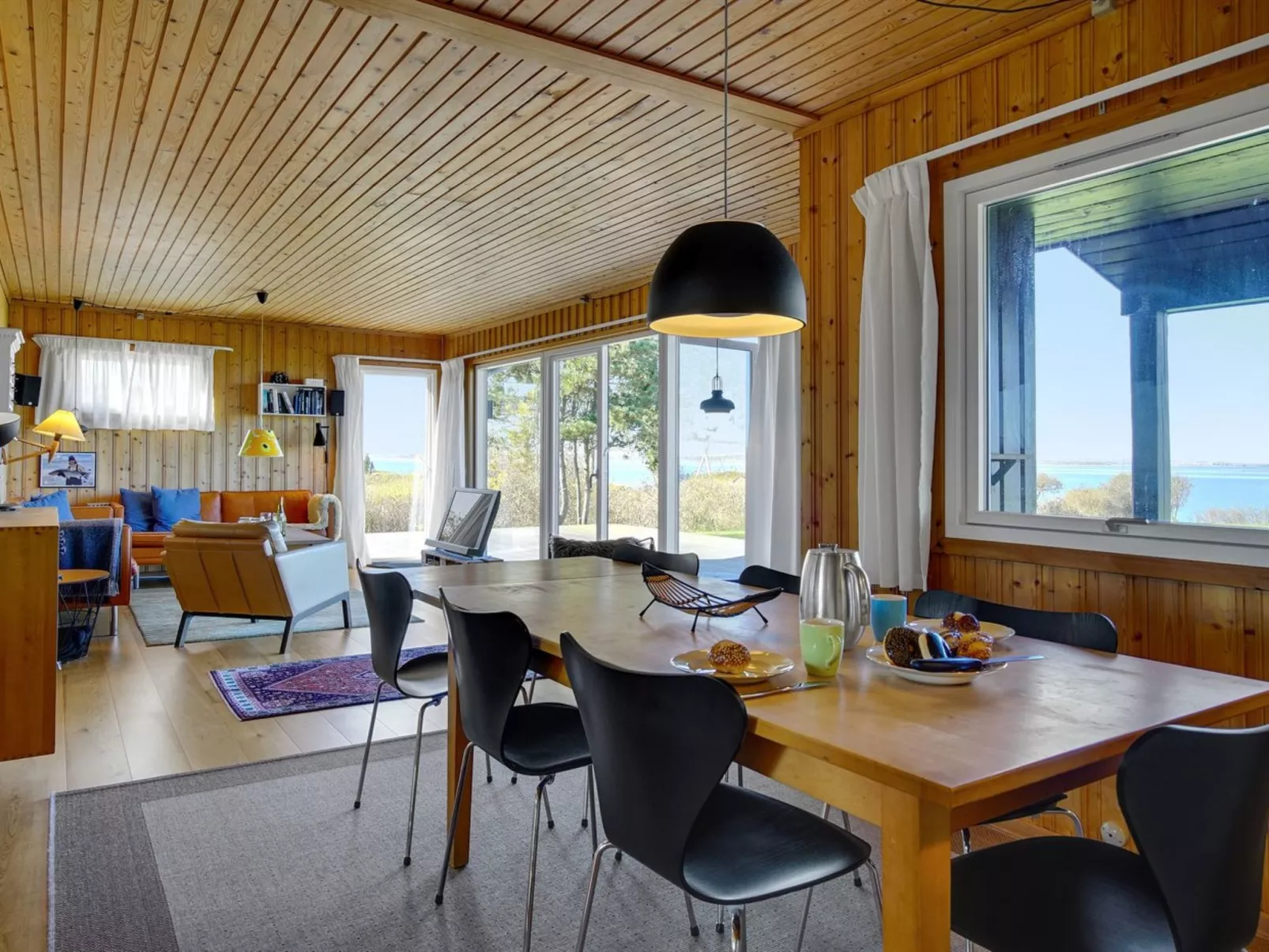 "Iadrik" - 85m to the fjord-Binnen