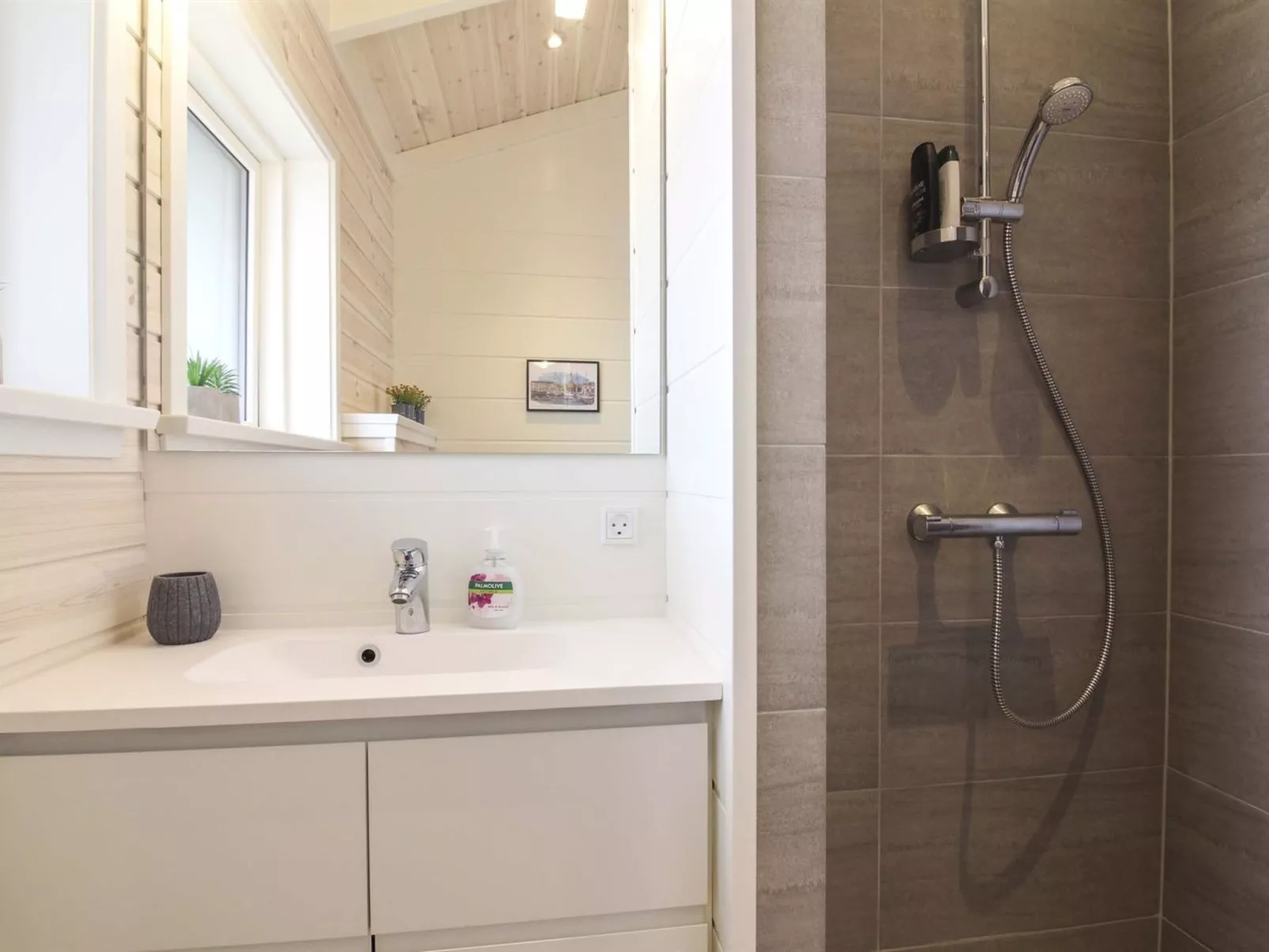 "Ariadne" - 900m from the sea-Binnen