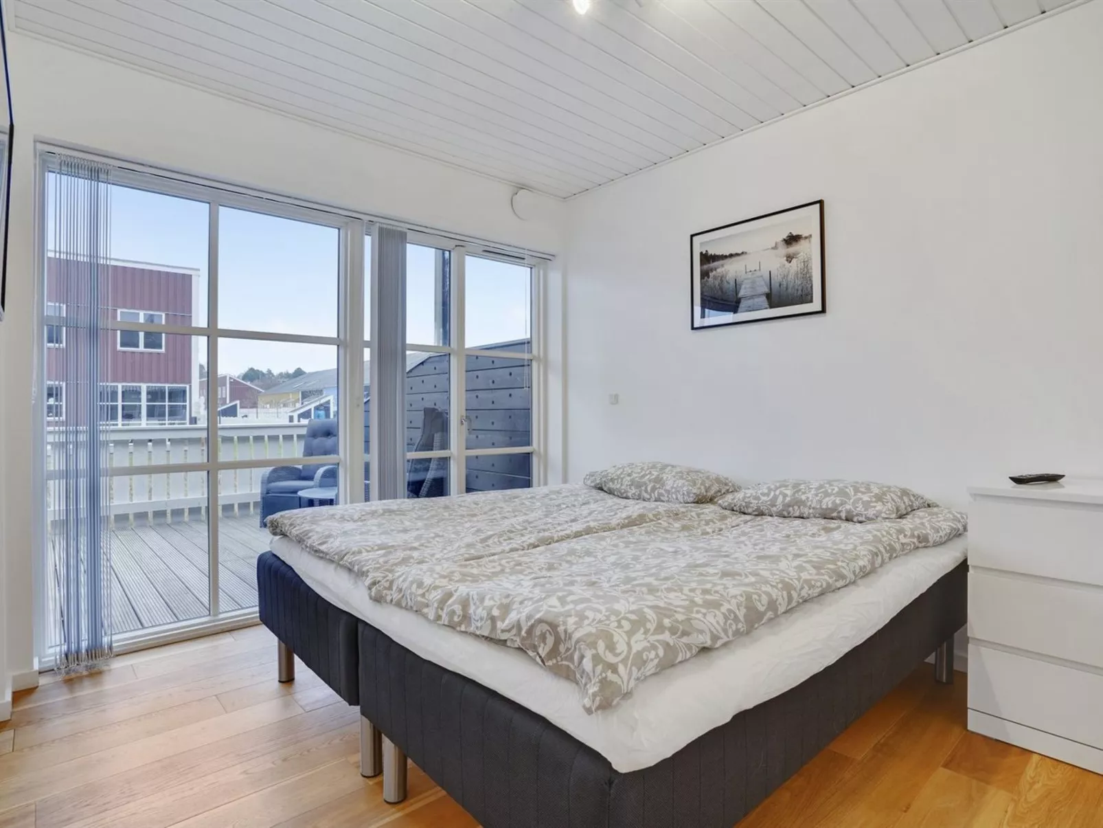 "Venild" - 5m from the sea-Binnen