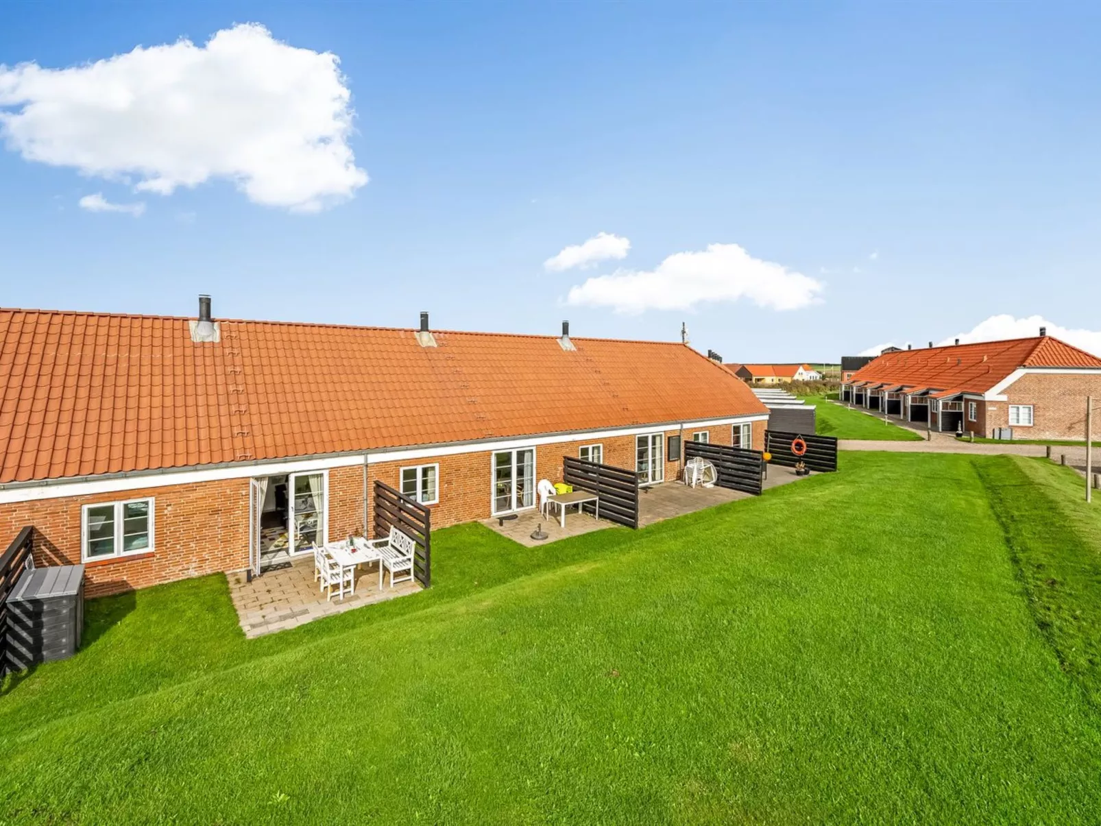 "Smeralda" - 200m from the sea-Buiten