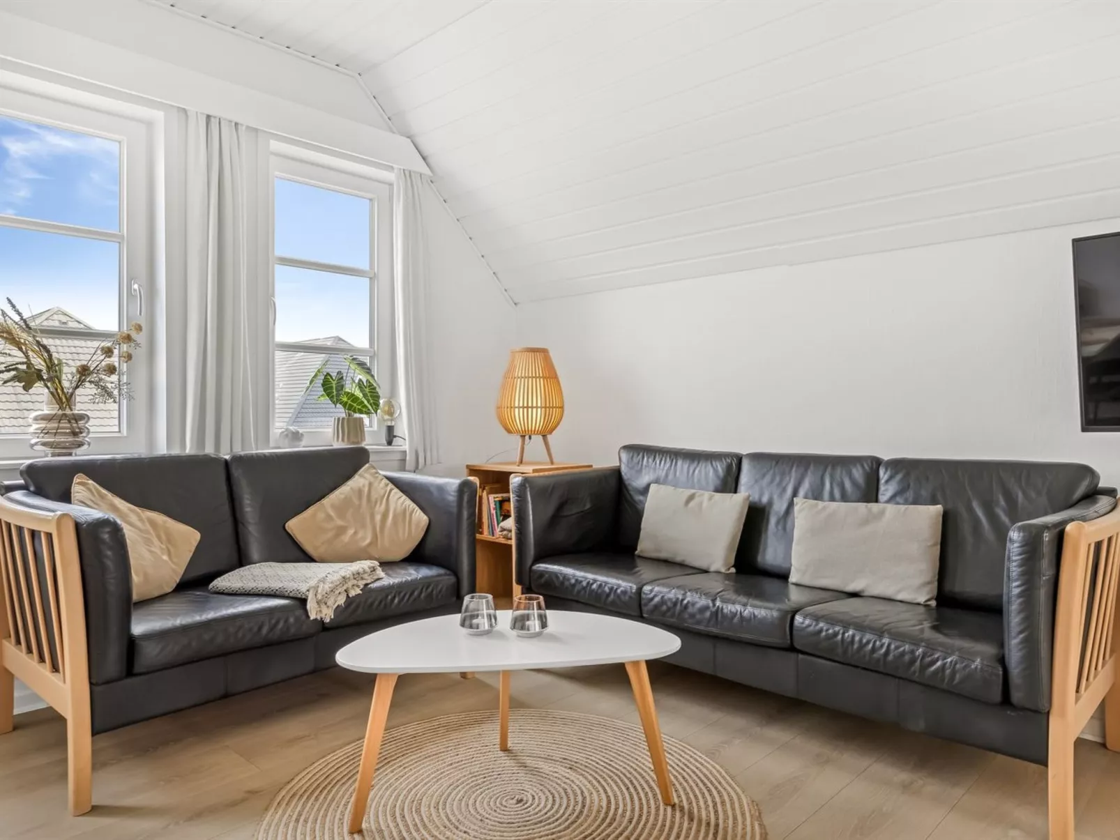 "Lotte" - 2.3km from the sea - Binnen