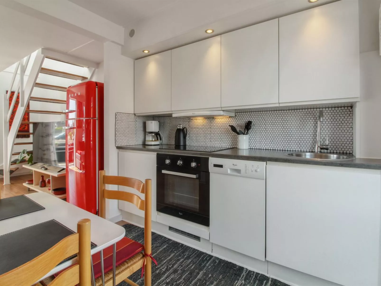 "Asved" - 2.3km from the sea-Binnen