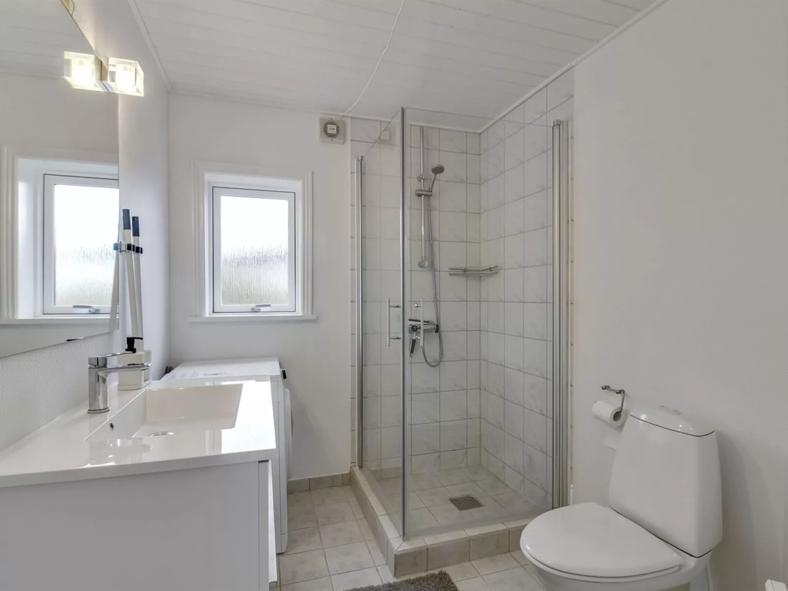 "Nehat" - 300m from the sea-Binnen