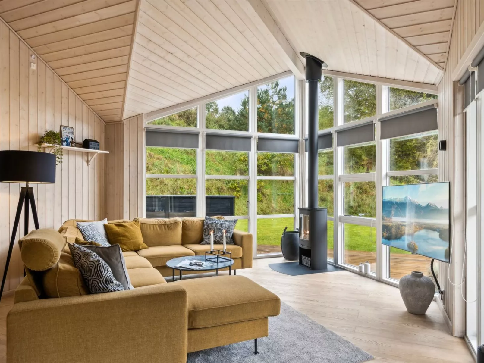 "Benno" - 2.1km from the sea-Binnen