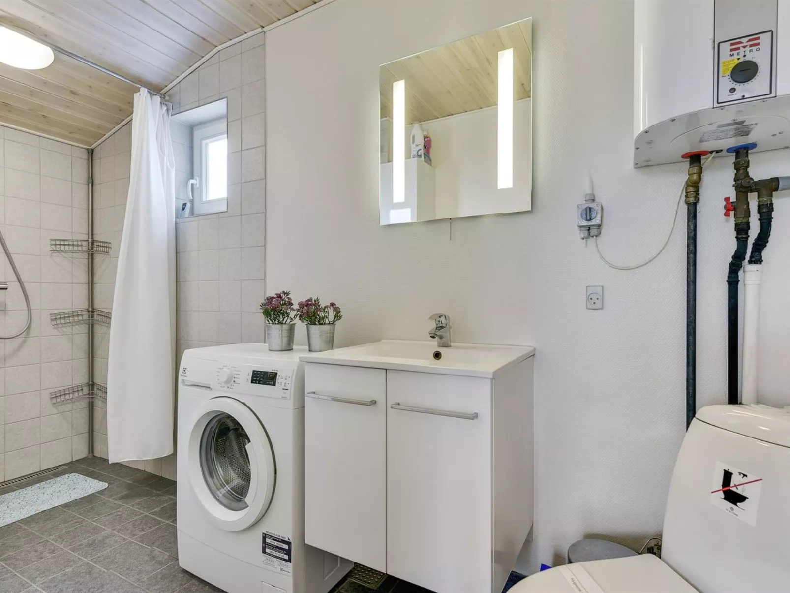 "Heralde" - 250m from the sea-Binnen