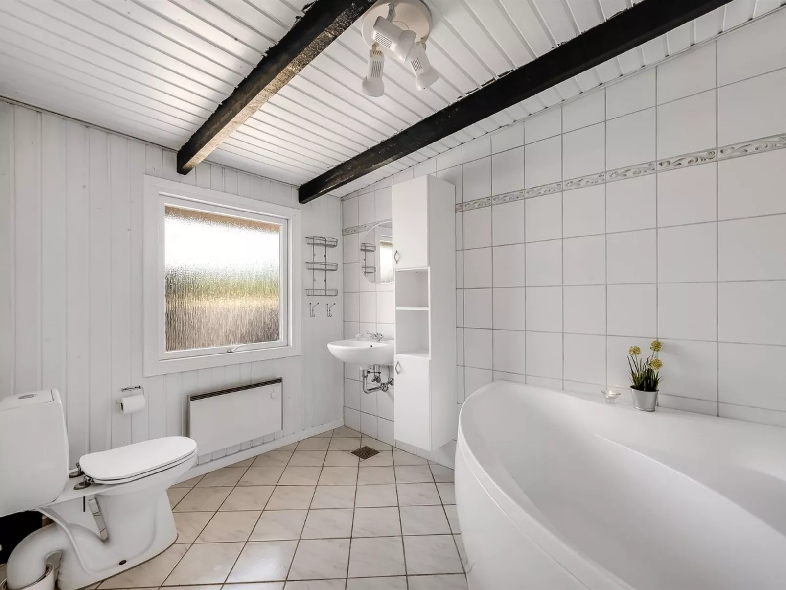 "Finne" - 800m from the sea-Binnen