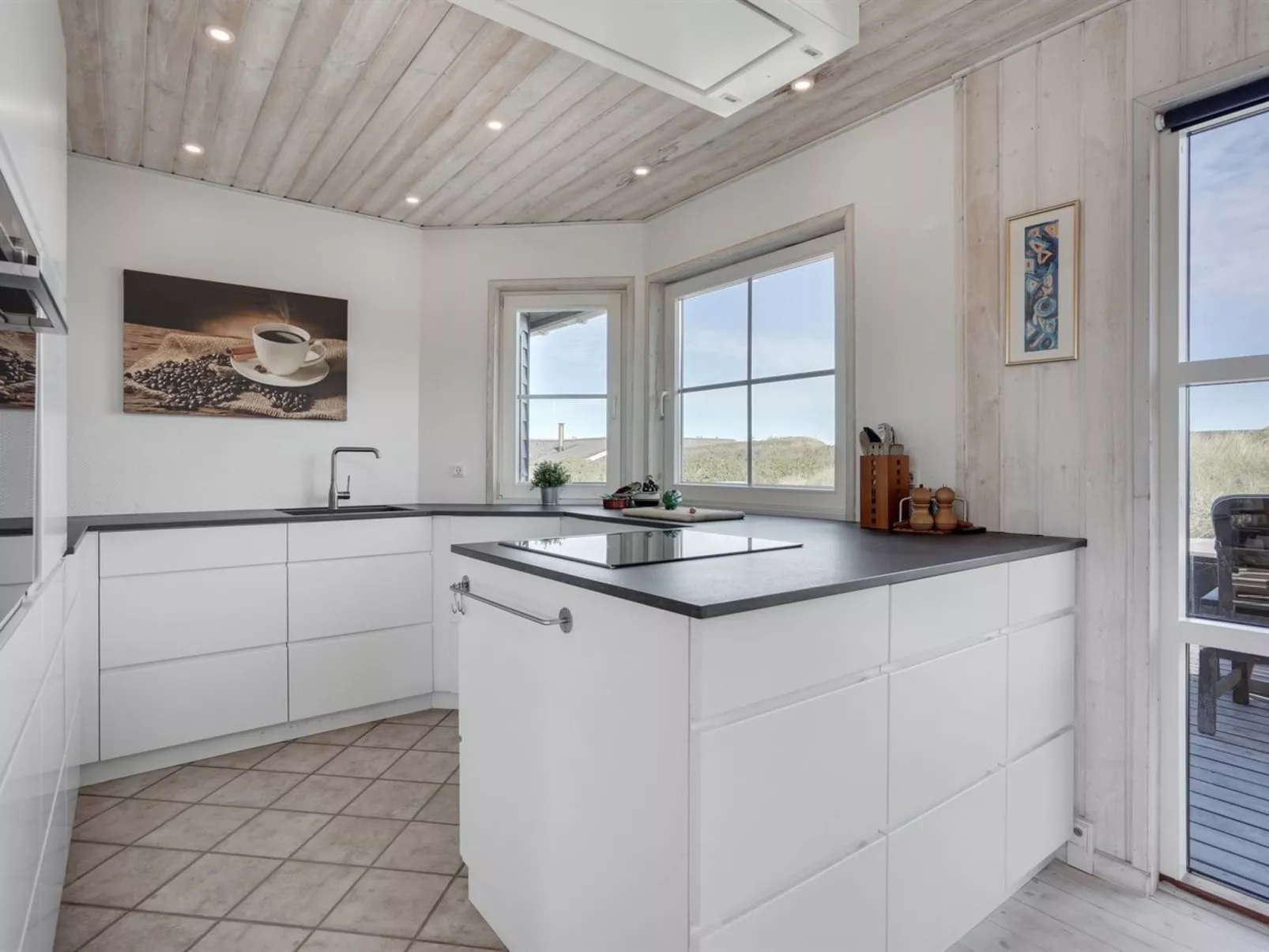 "Maren" - 150m from the sea-Binnen