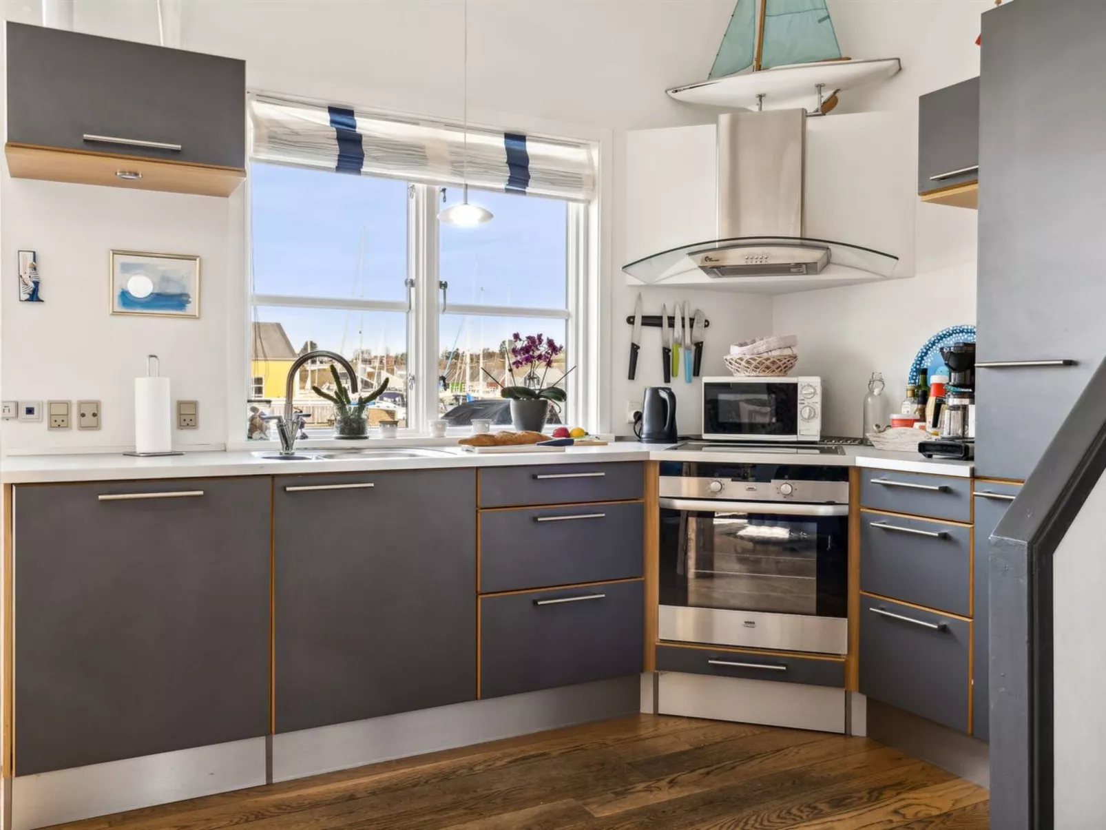 "Alet" - 2m from the sea-Binnen