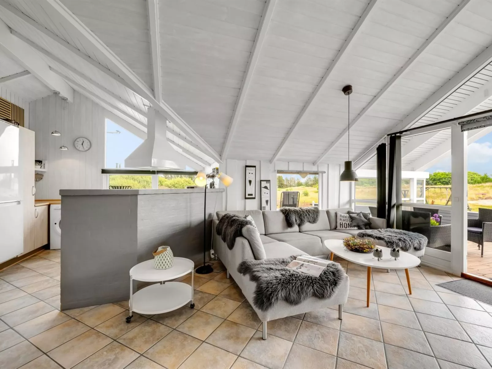 "Cyrill" - 250m to the fjord-Binnen