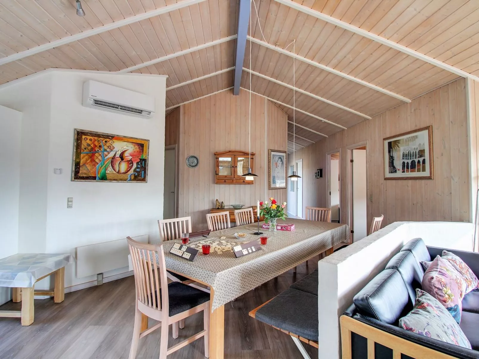 "Petkana" - 700m from the sea-Binnen