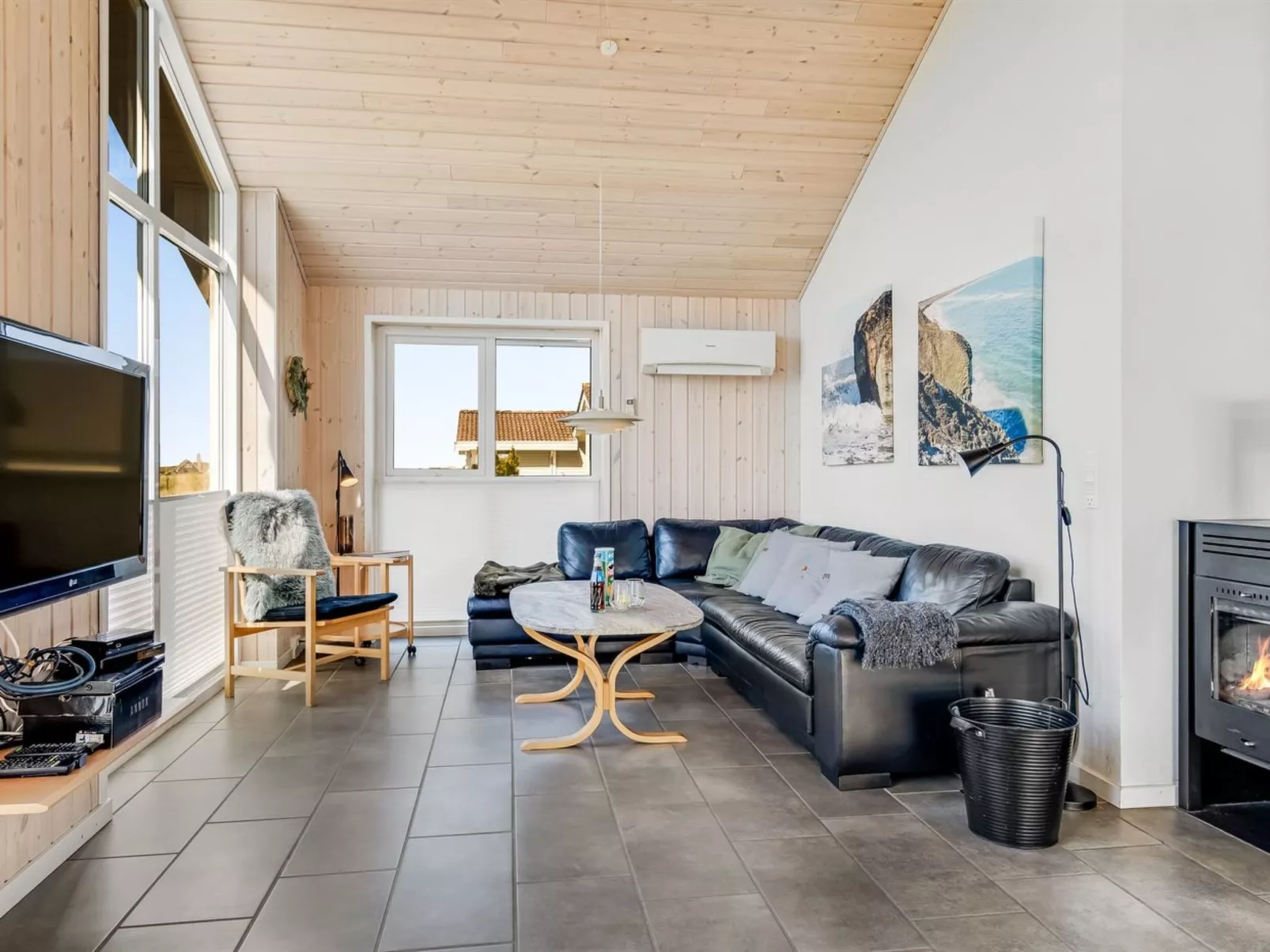 "Hornbogi" - 300m from the sea-Binnen